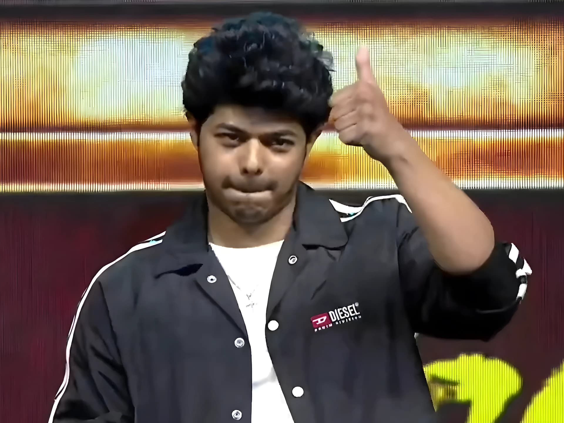 మూవీ ఈవెంట్‌లో TVK స్లోగన్స్‌.. జాసన్ సంజయ్ రియాక్షన్!