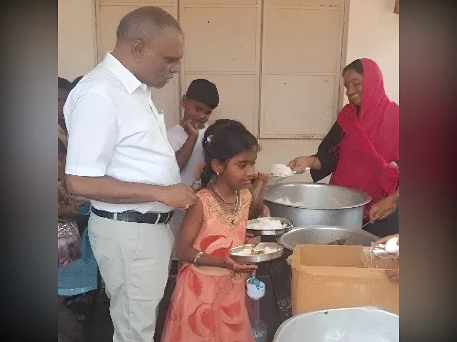 ఇందిరమ్మ కాలనీ ZP స్కూల్‌లో DEO తనిఖీలు