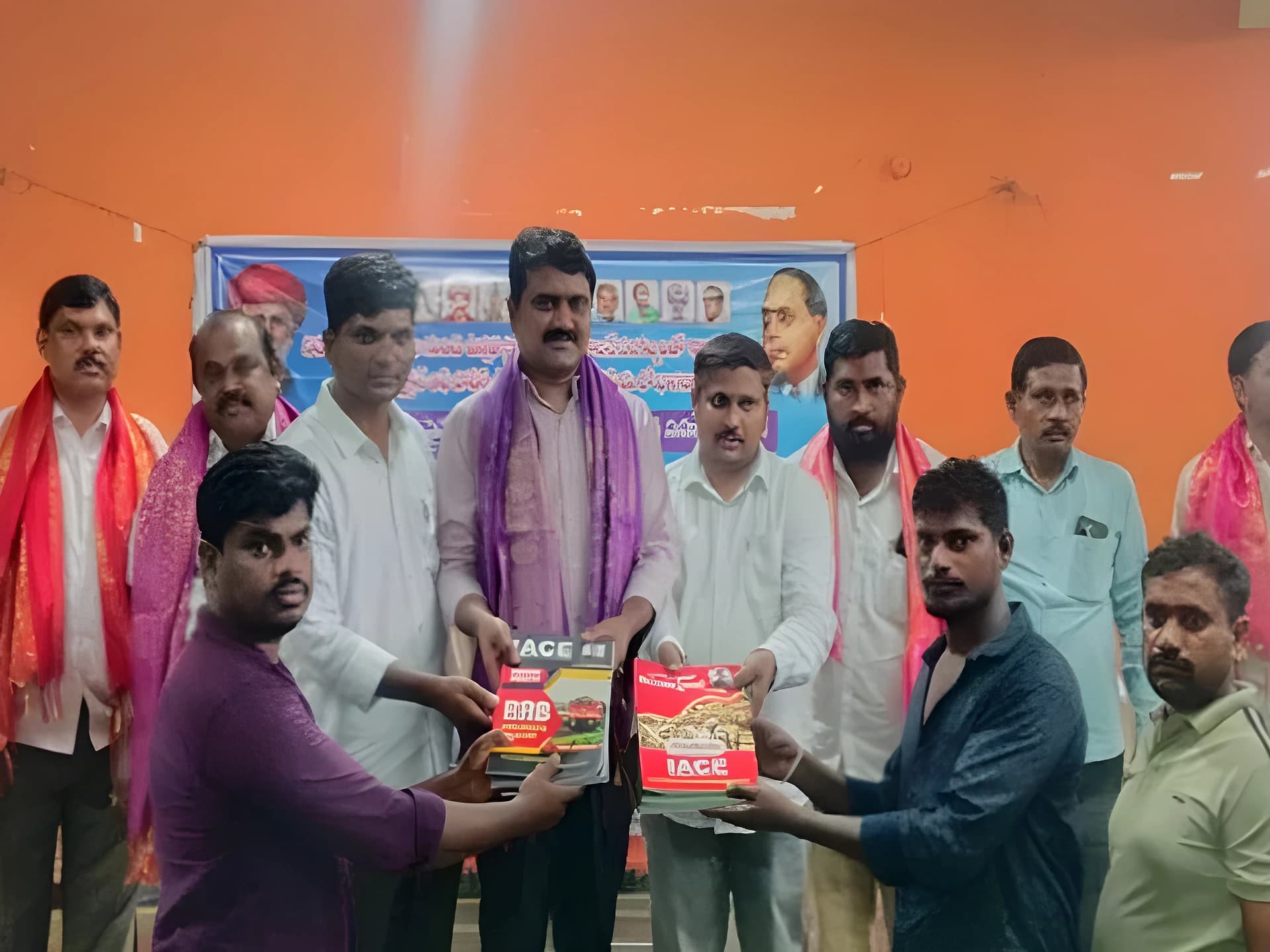 పోటీ పరీక్షలకు పట్టుదలతో చదవాలి