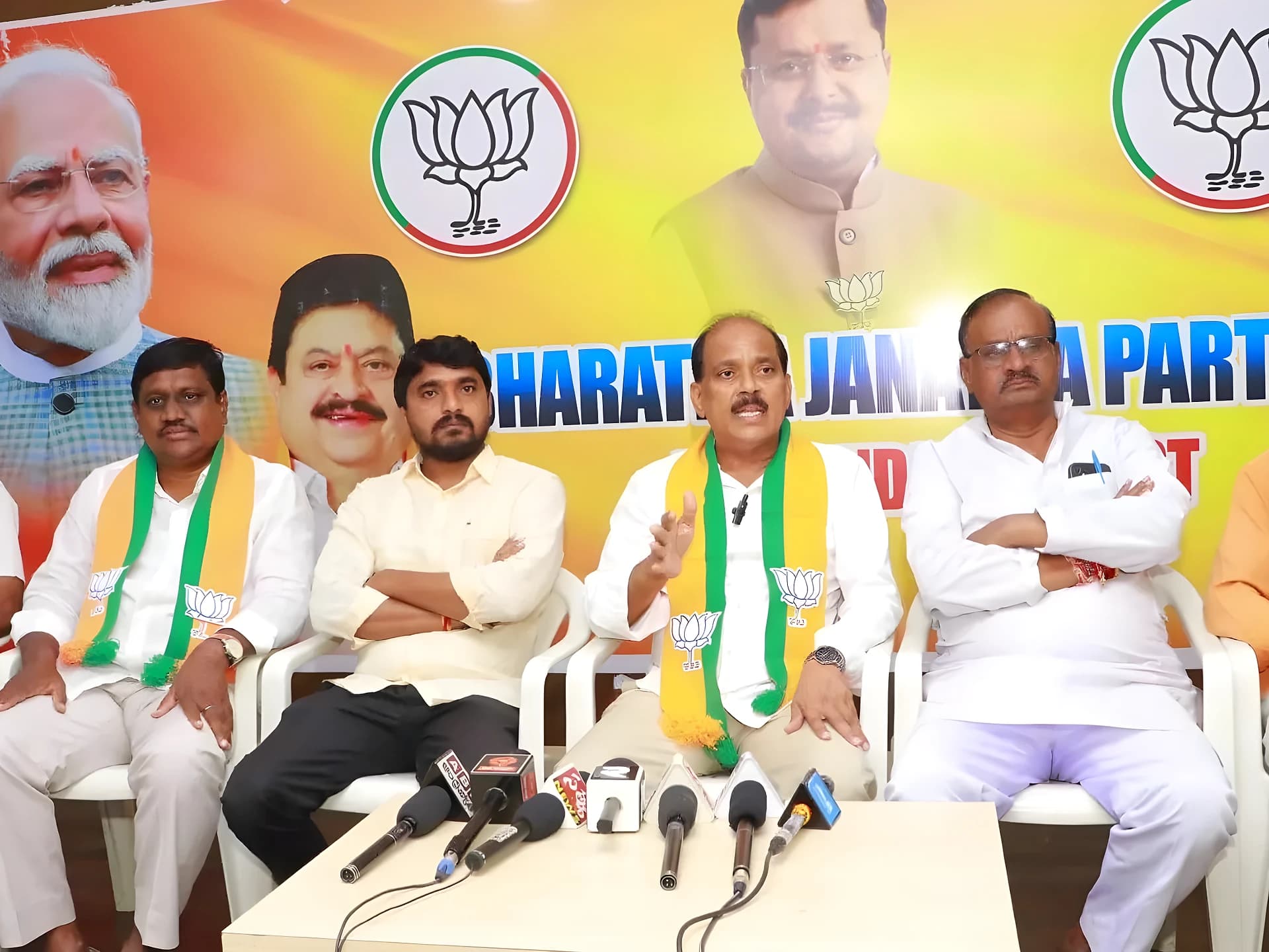 సెప్టెంబర్ 17ను అధికారికంగా నిర్వహించాలి: బీజేపీ