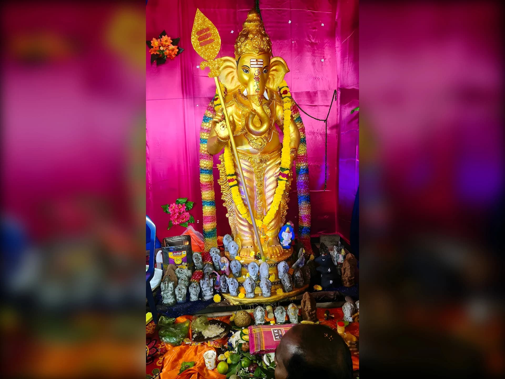 సింగుపురం గ్రామంలో భారీ మట్టి గణపతి!