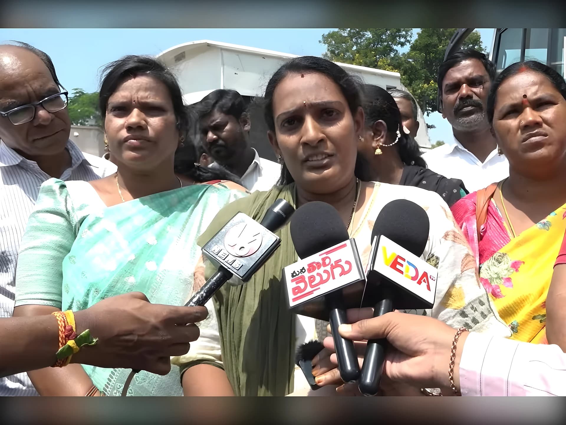 ప్రతి డివిజన్‌లో TPS ఉండాలి.. Parents డిమాండ్‌