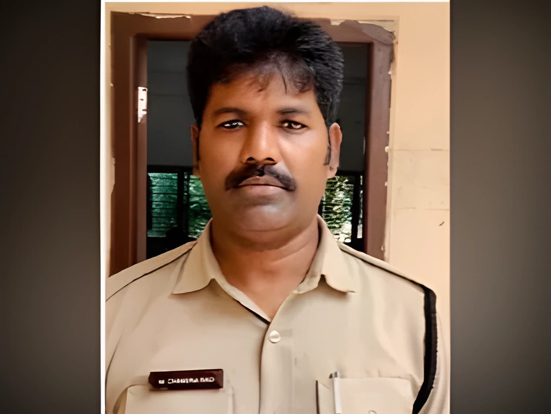ఈ కానిస్టేబుల్... సూపర్ హీరో