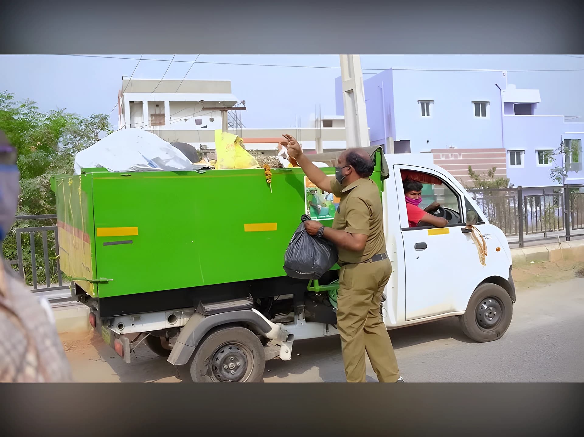 హైదరాబాద్‌లో చెత్త సేకరణ ప్రైవేటుకా?