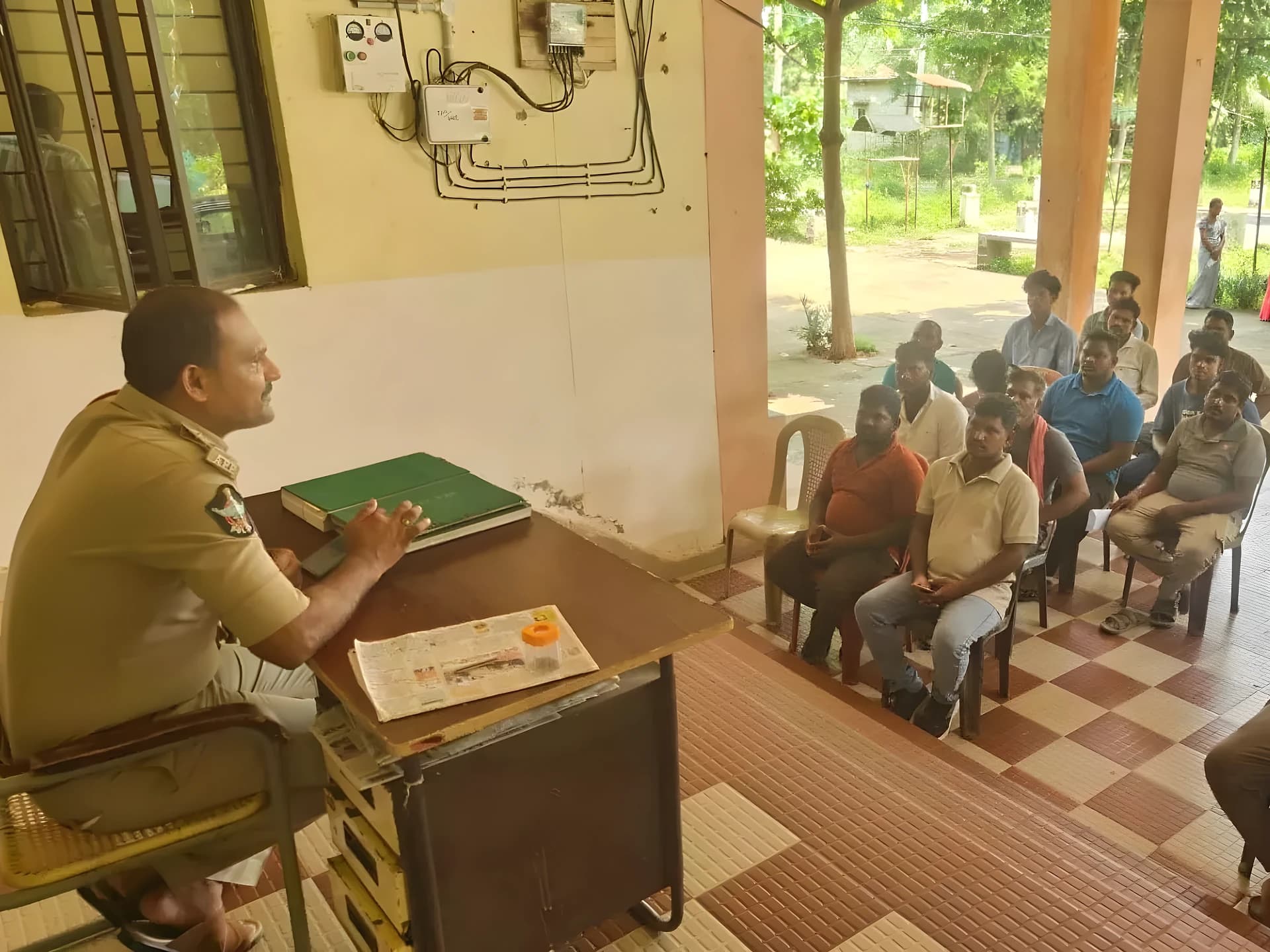డీజేలు, లౌడ్‌స్పీకర్లపై పోలీసుల అవగాహన సదస్సు