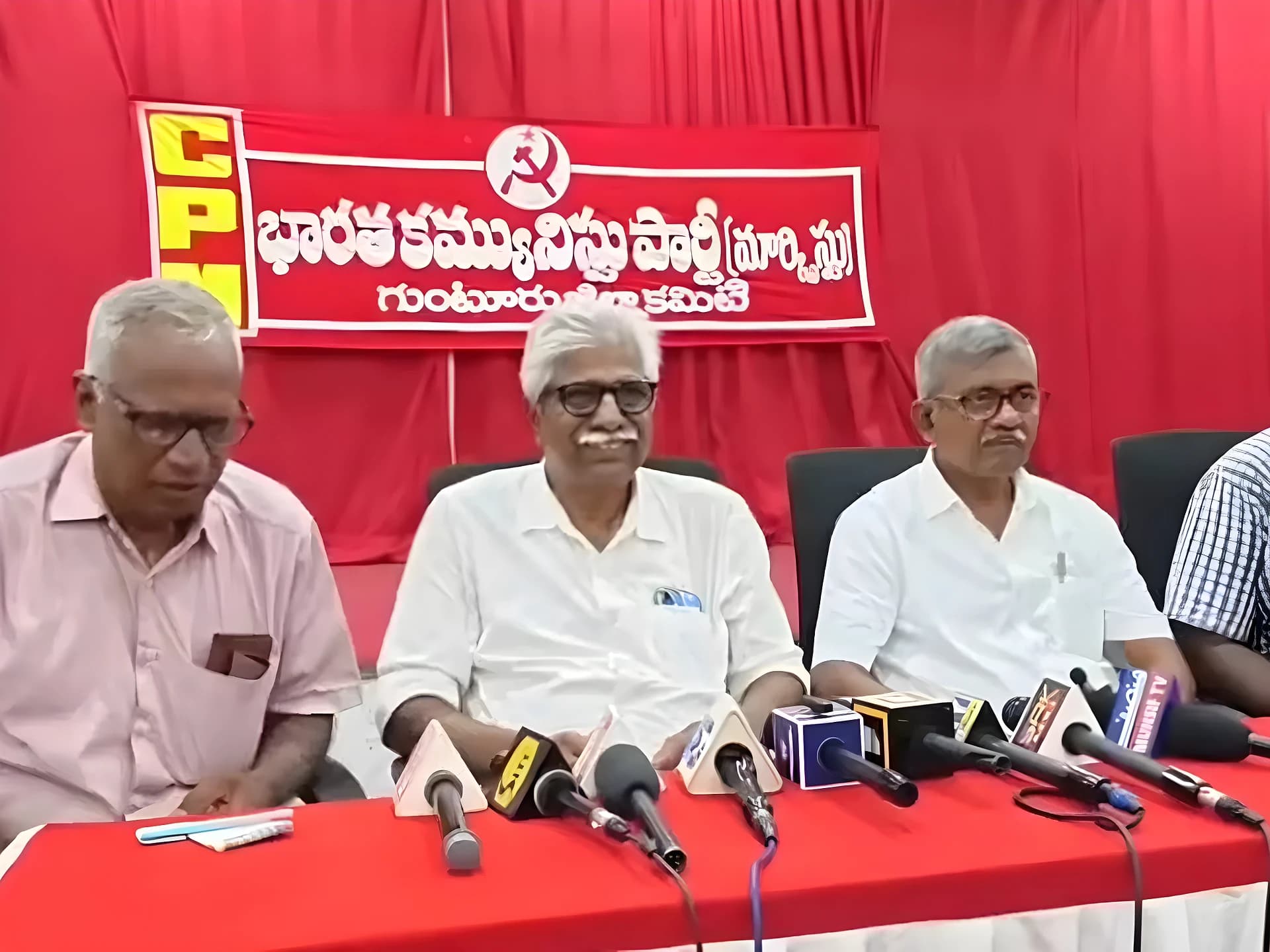 దళితుల మరణాలపై న్యాయ విచారణ జరపాలి: శ్రీనివాసరావు