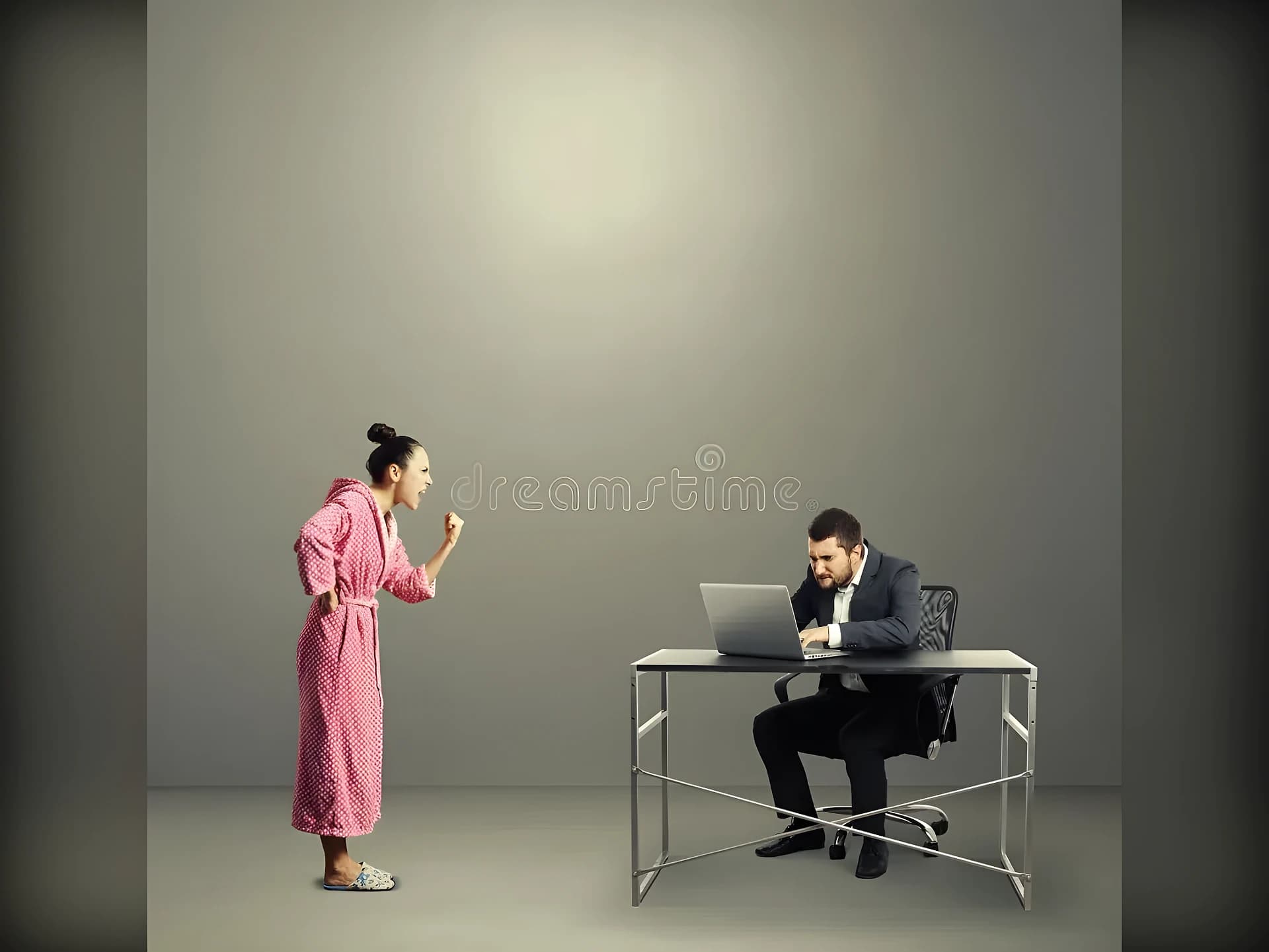 పనిలో పడి..ప్రేమను మర్చిపోతున్నారు