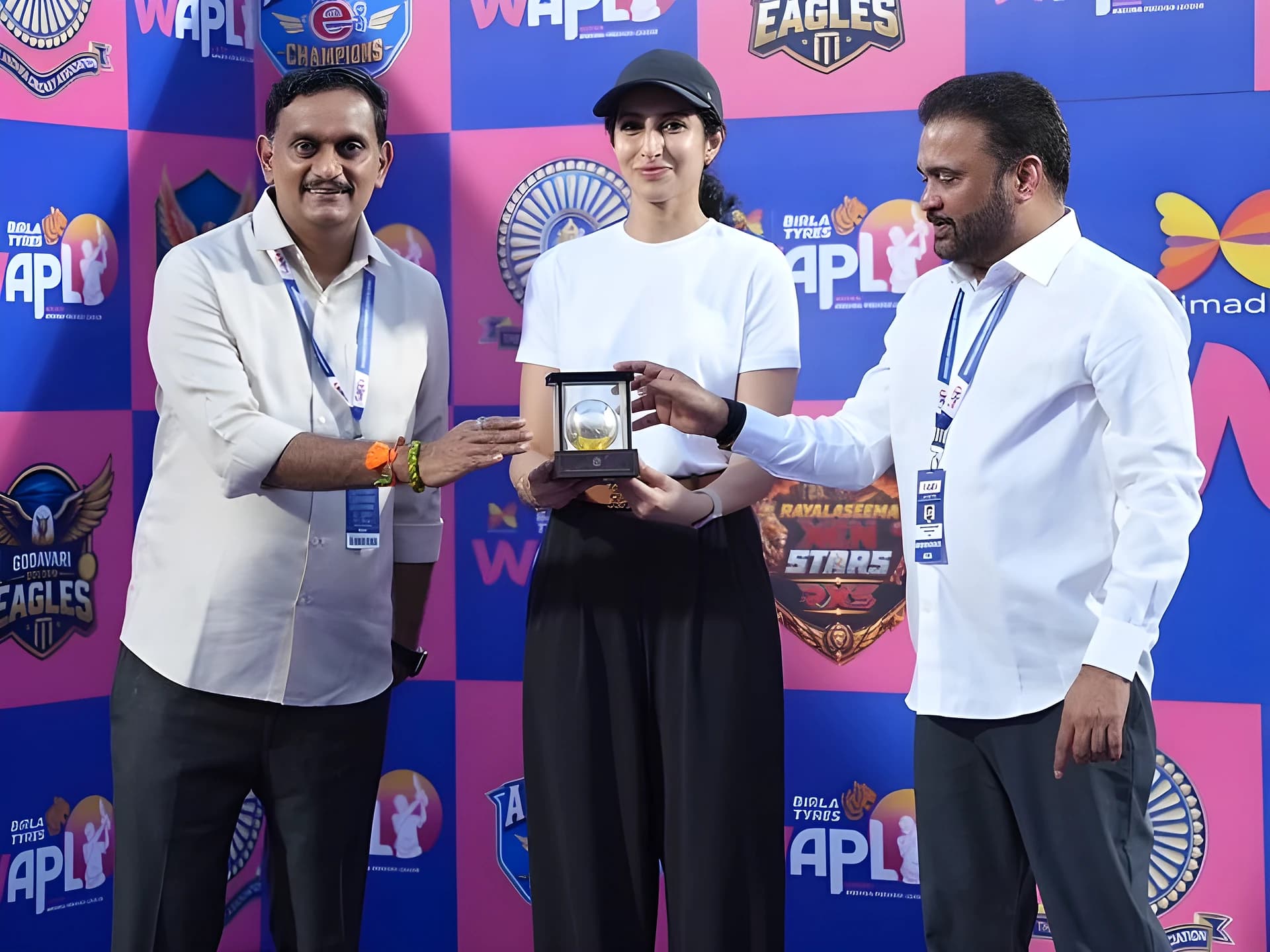 గ్రాండ్‌గా WAPL సీజన్-1.. ట్రోఫీ లాంచ్ చేసిన బ్రాహ్మణి