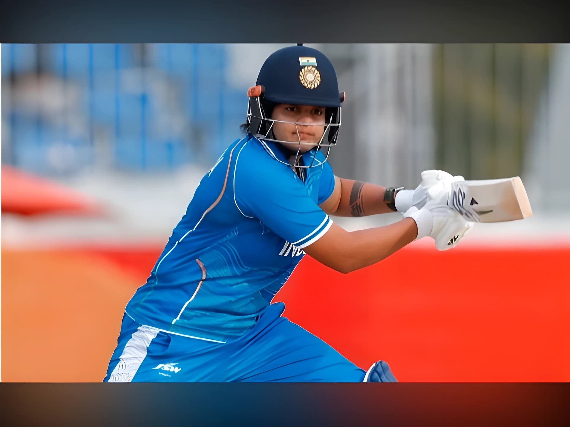 షెఫాలీ వర్మ విధ్వంసం.. 49 బంతుల్లో సెంచరీ