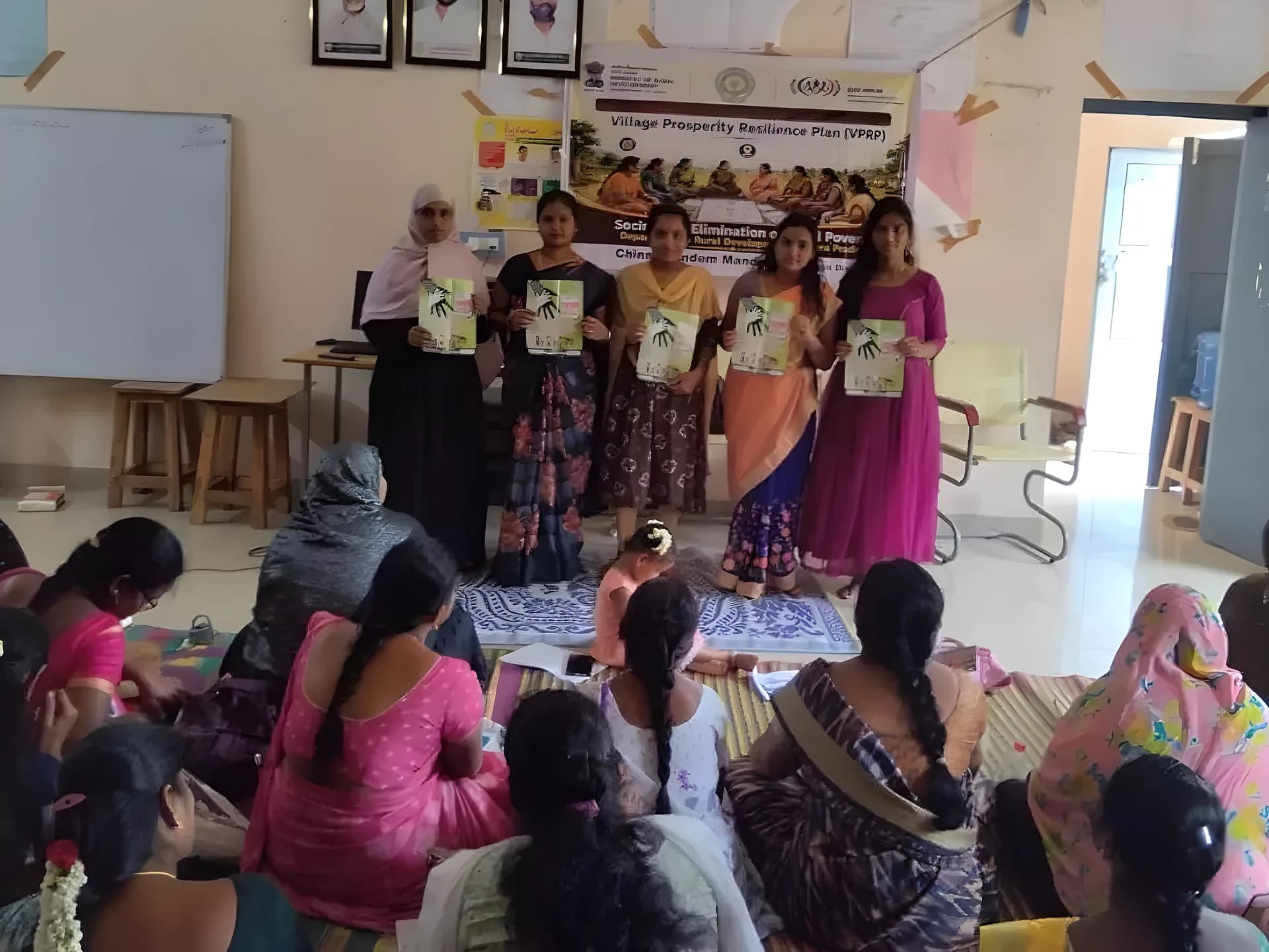 బాలల రక్షణపై మహిళలకు అవగాహన