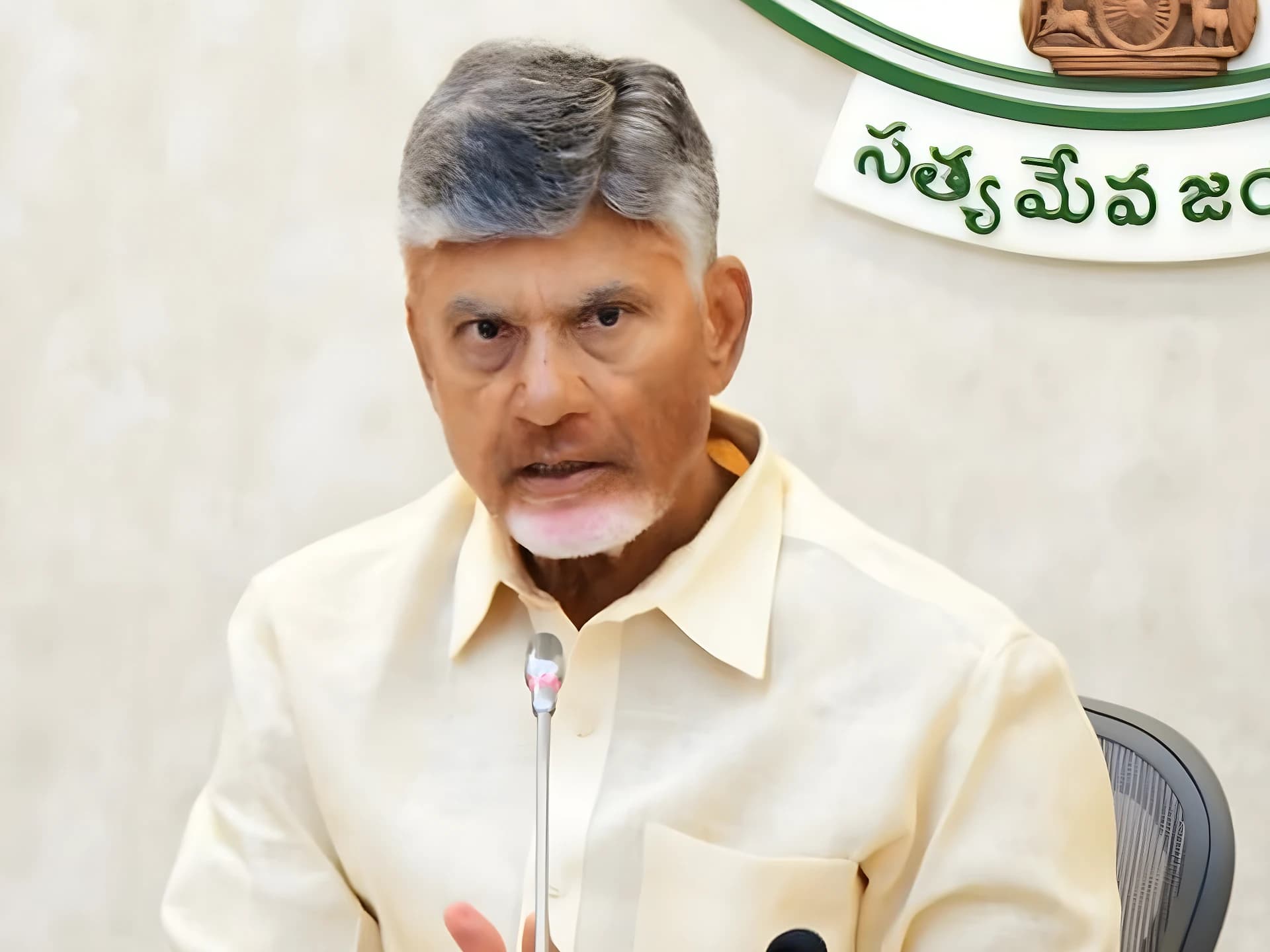 కృష్ణా నదిపై 2 కొత్త బ్యారేజీలు