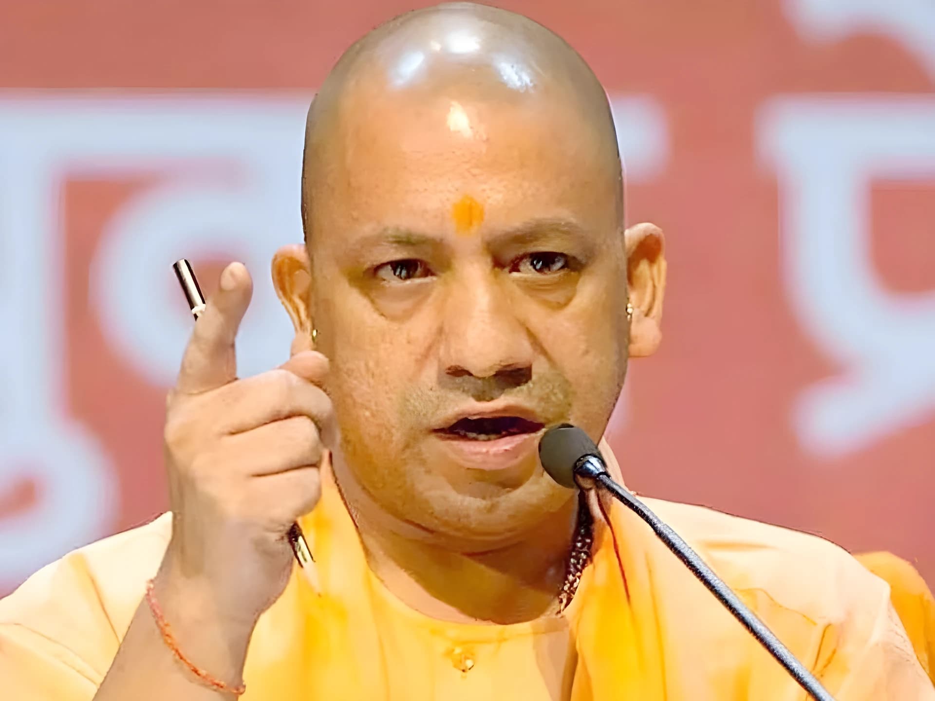 యోగి ఫైర్.. కాంగ్రెస్‌పై షాకింగ్ కామెంట్స్!