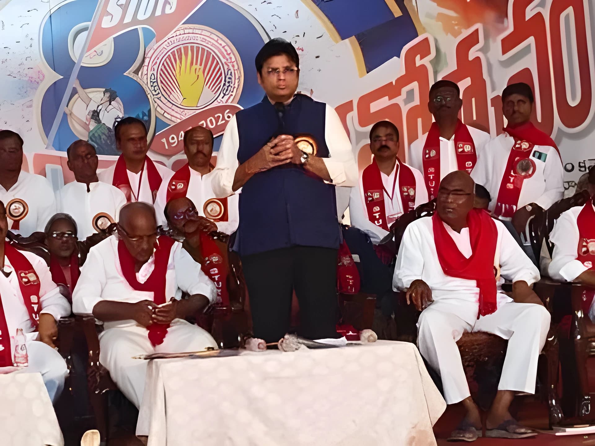 స్కూల్స్‌లో AI సిలబస్!