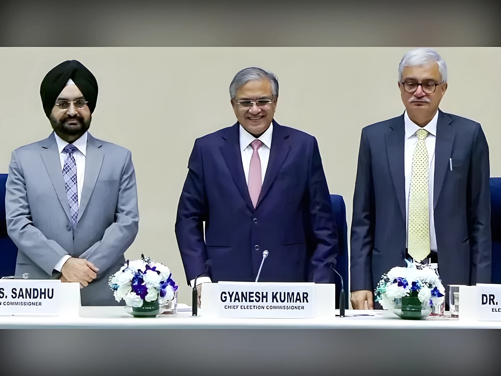 SIRపై EC క్లారిటీ.. అయినా ఆగని వివాదం