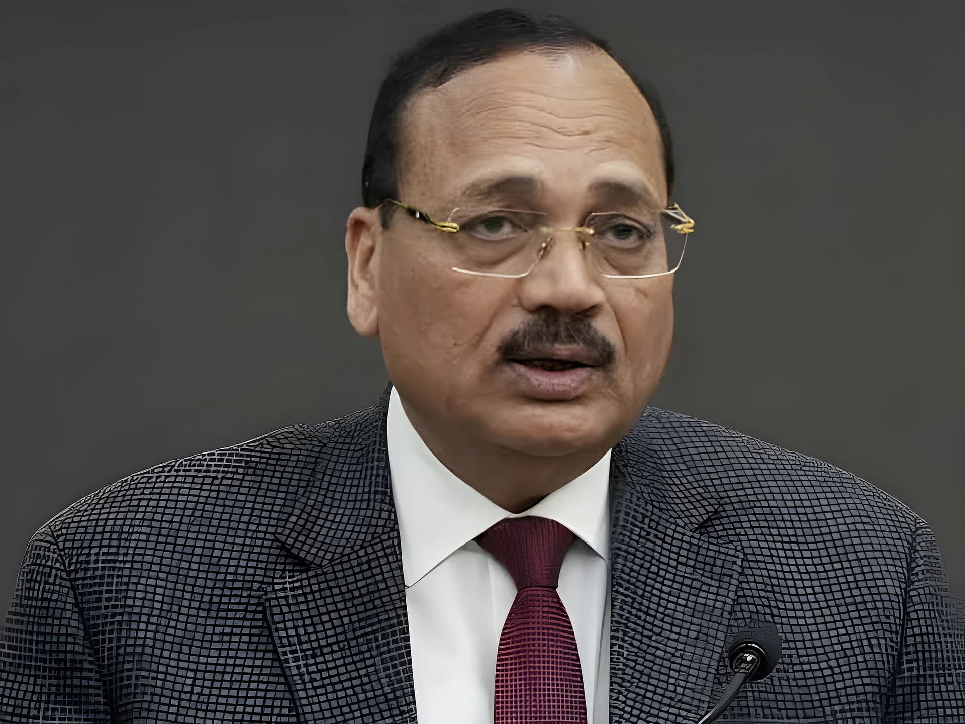 కేసు అర్జెంట్‌గా వినలేం- CJI