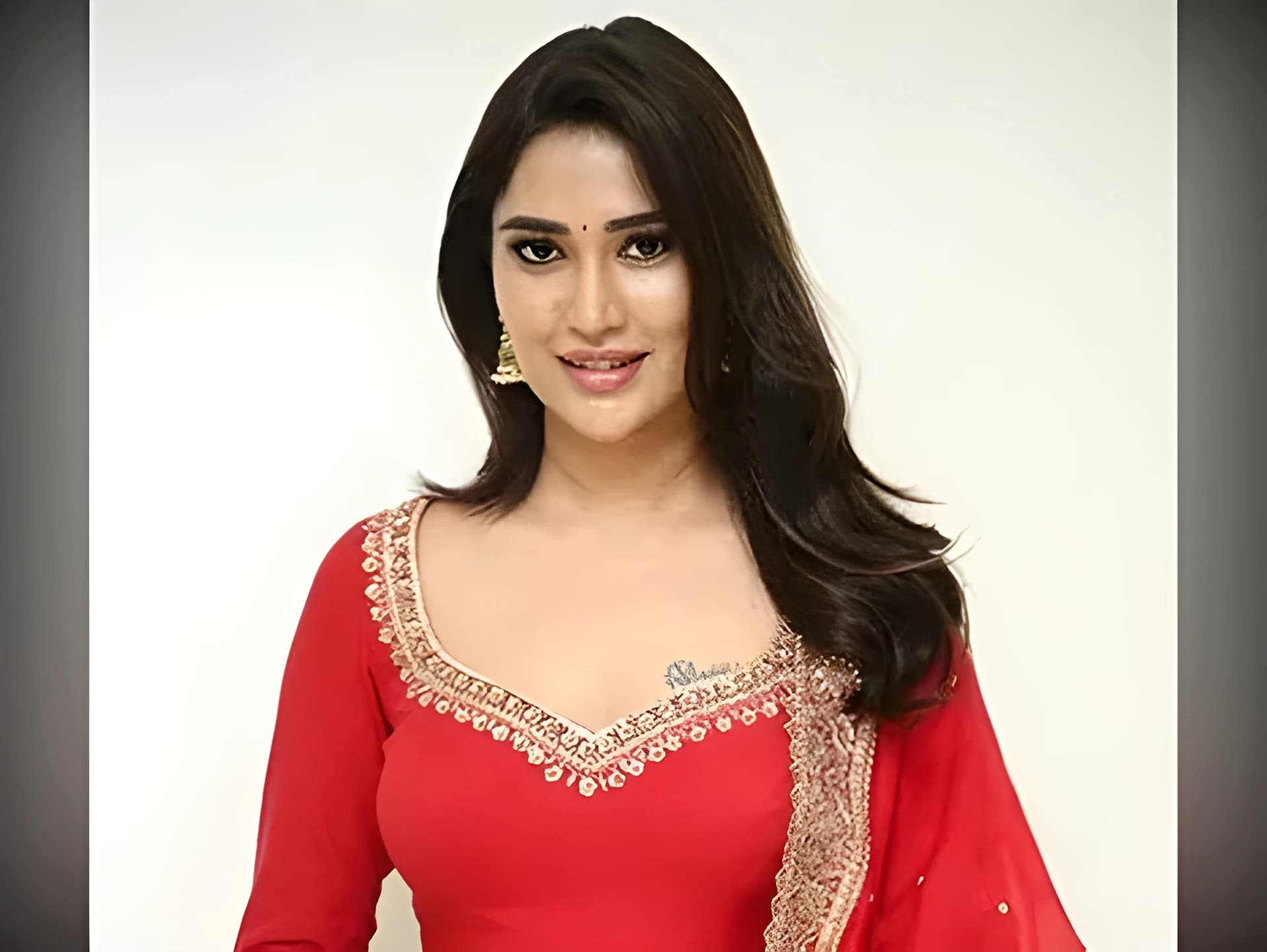 అప్పుడే హీరోయిన్‌ కావాలనుకున్నా: దష్విక