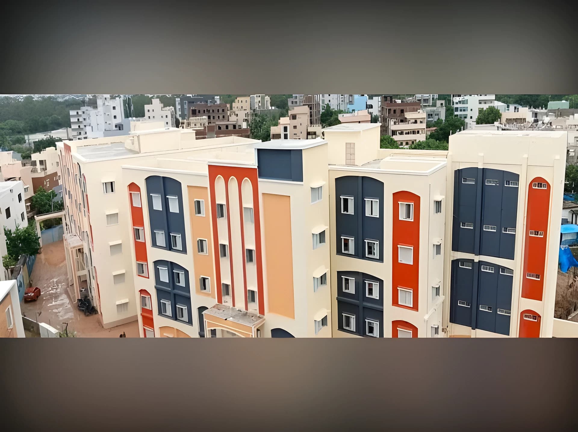 'విద్యార్థులకు వసతులు కల్పించాలి'