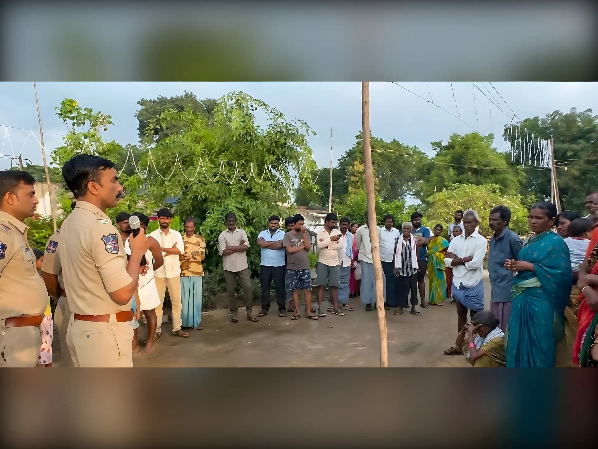 రంగాపూర్‌లో పోలీసుల కార్డన్ సెర్చ్