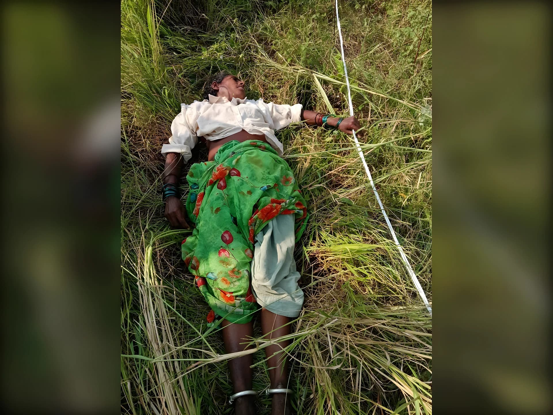 కరెంట్ షాక్‌తో గొర్రెల కాపరి మృతి