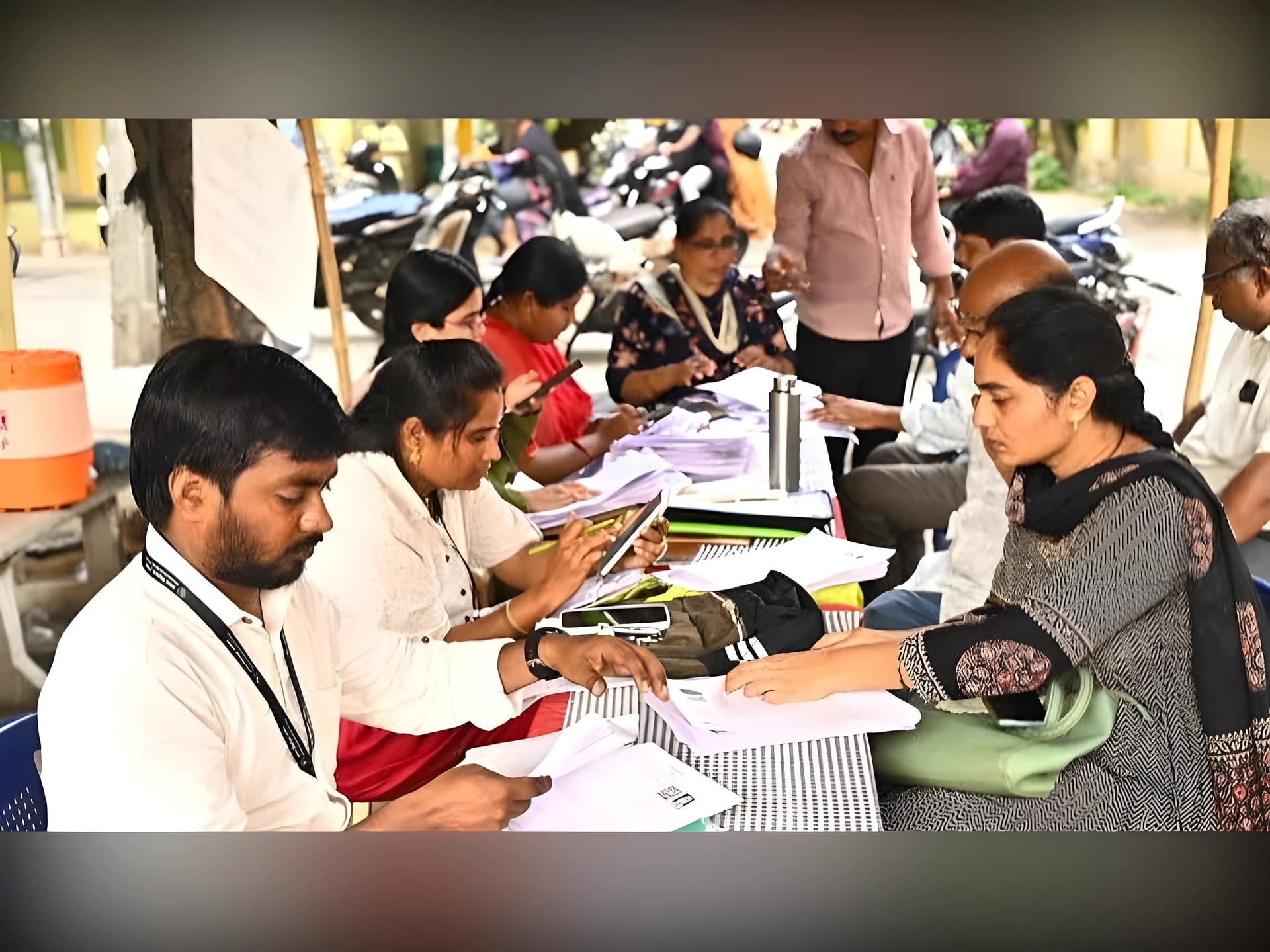 ఏపీ ఓటర్లకు అలర్ట్.. లిస్ట్‌లో తప్పులుంటే చెప్పండి