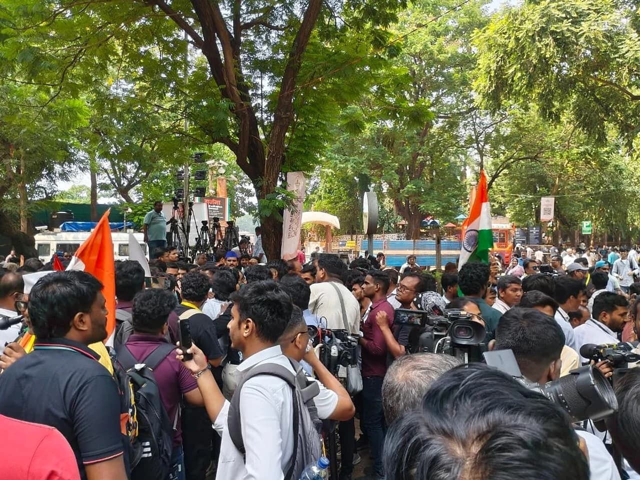 దారులన్నీ శివాజీ పార్కుకే!