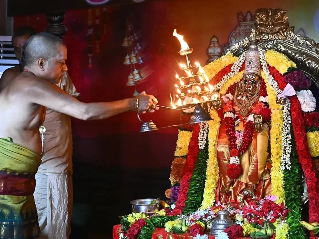 రోజుకో అలంకారం.. 11 నుంచి ఉత్సవాలు