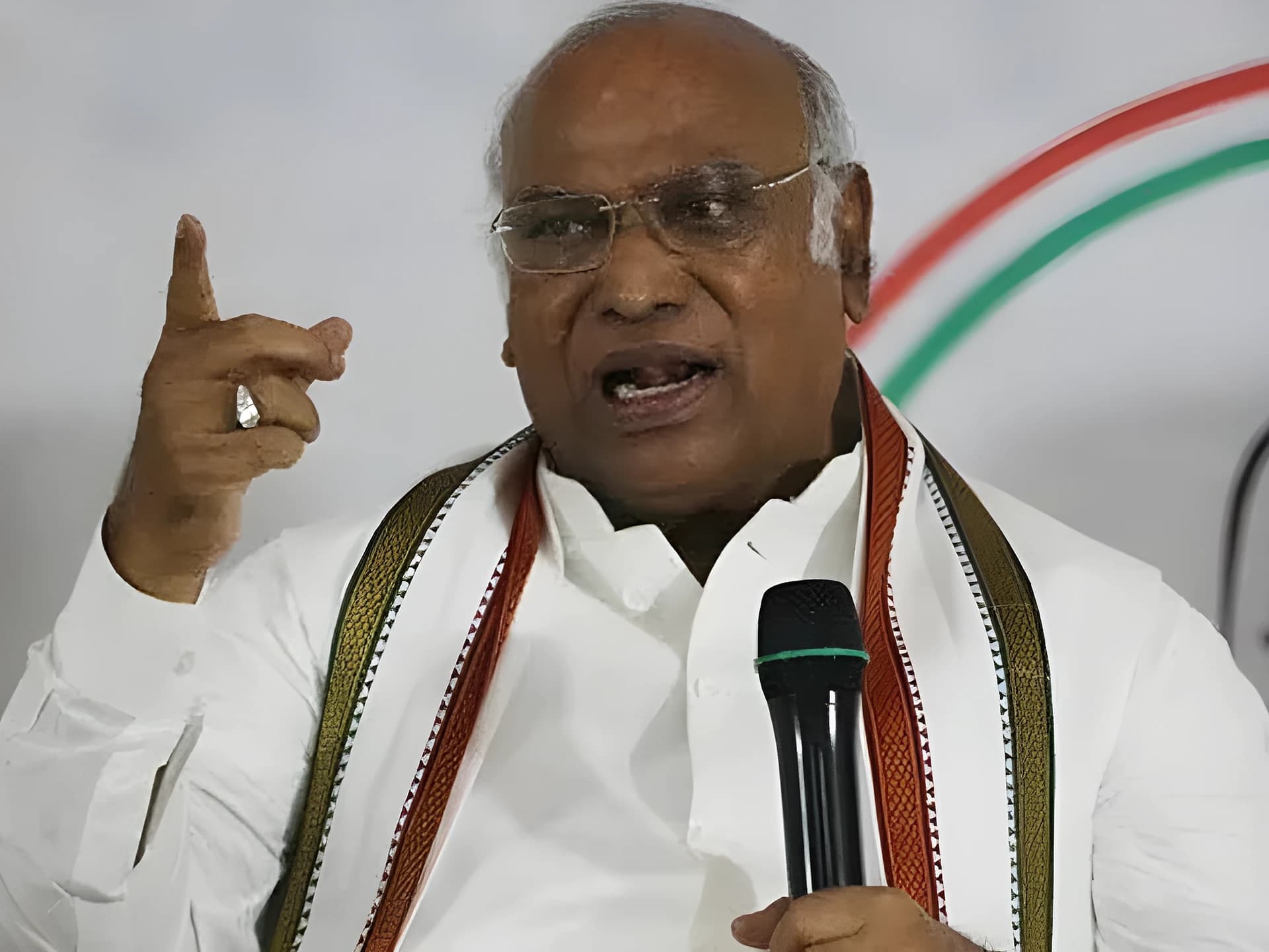 Congress పార్టీ 3 డిమాండ్లు ఇవే..