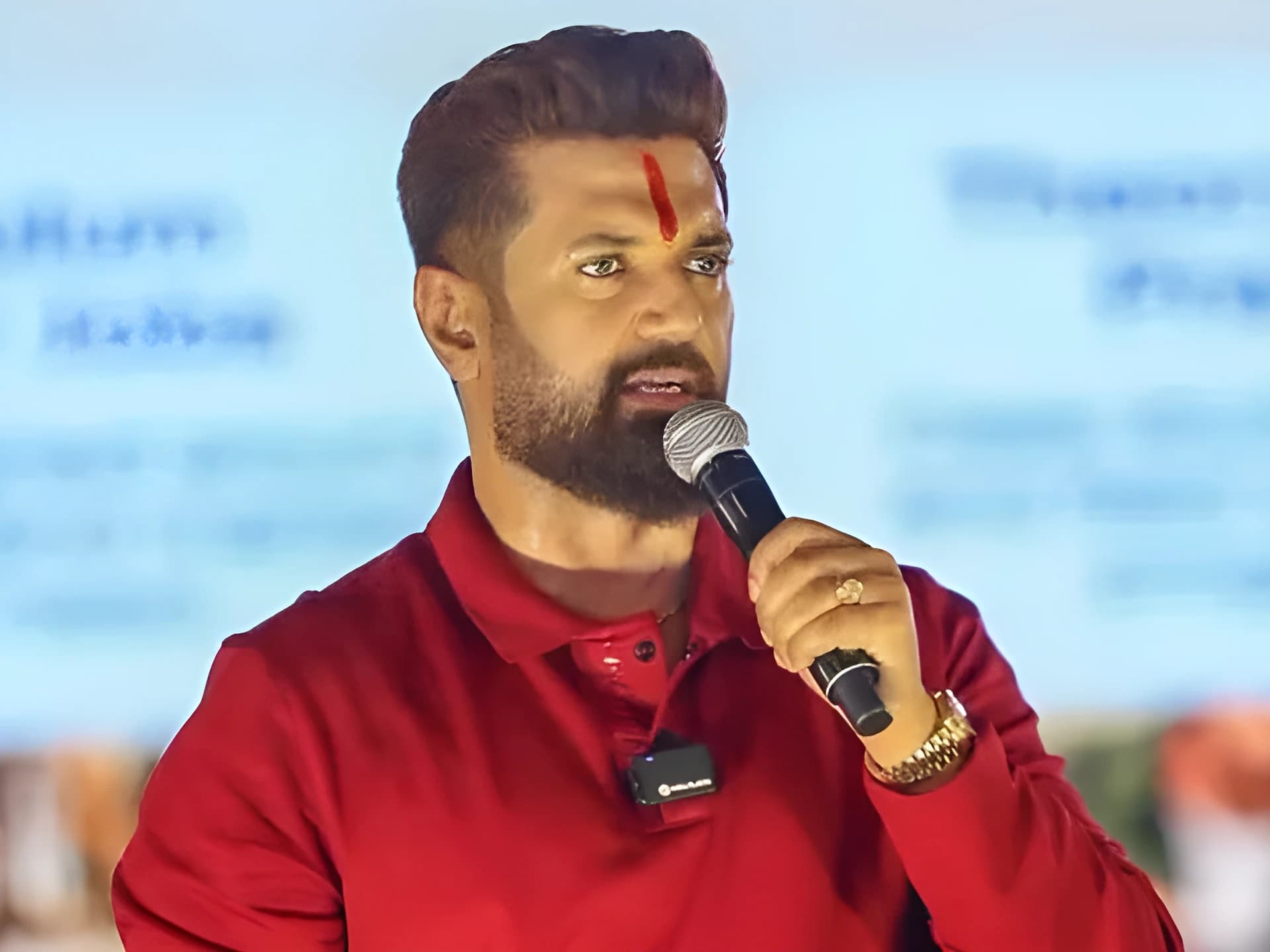 ట్రైన్లు ఆపినా.. యువతను ఆపలేరు: చిరాగ్