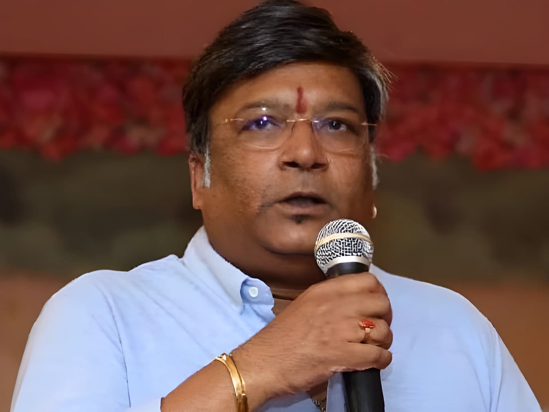 పాన్ ఇండియా మోజులో హీరోలు: కోన వెంకట్