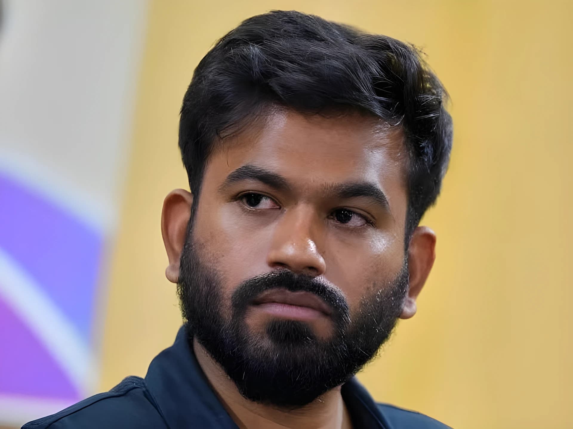 డిటెన్షన్ నుండి రిలీజ్.. PMపై అభిజీత్ హాట్ కామెంట్స్!