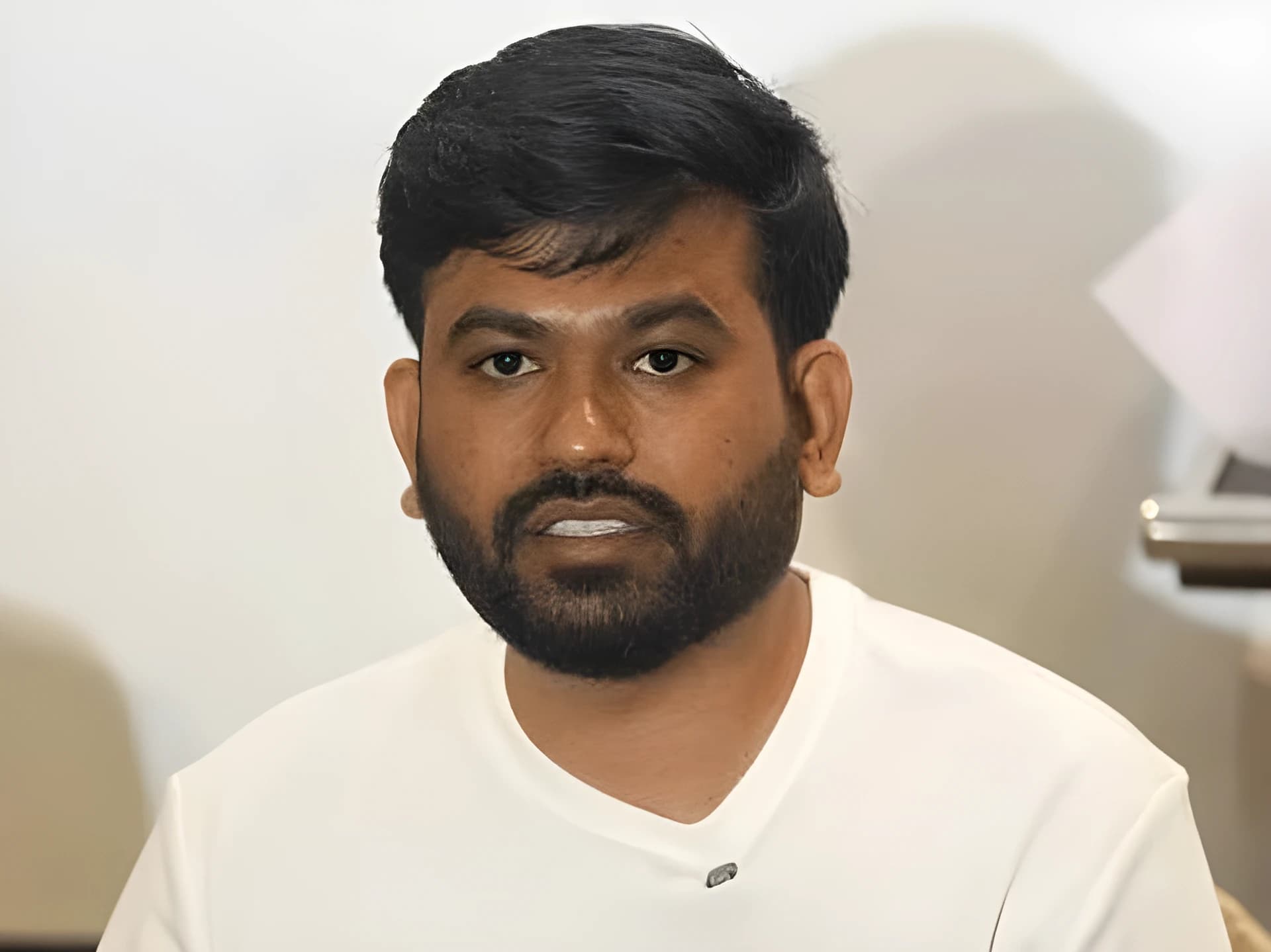 నానమ్మ మరణం.. పోలీసుల తీరుపై అభిజీత్ దీప్కే ప్రశ్నలు!