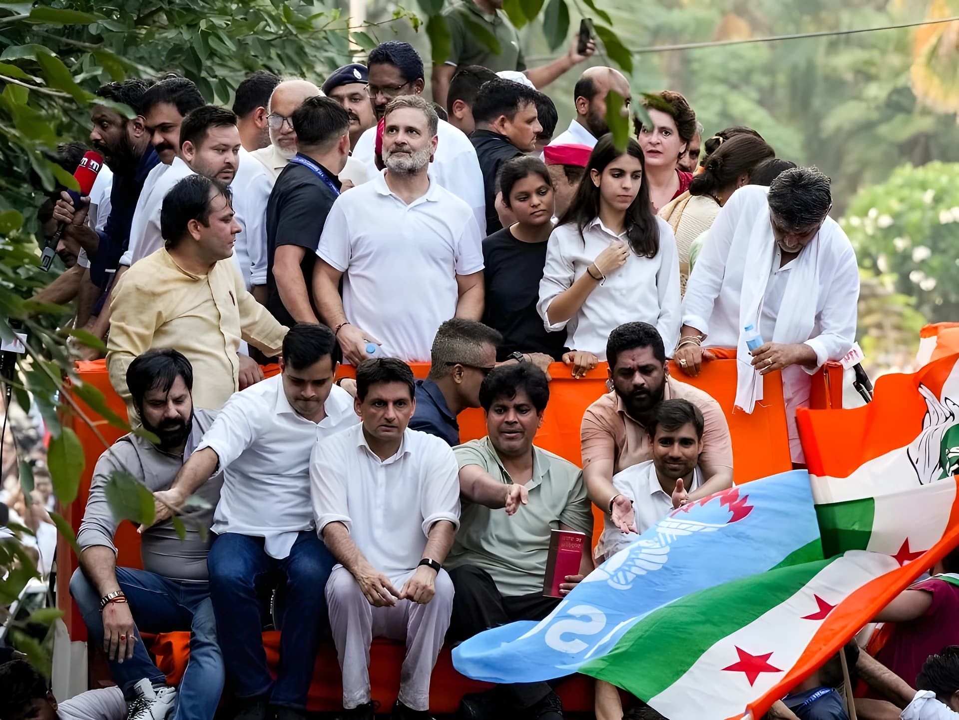 రాహుల్ పిటిషన్‌లో 10 లోపాలు!