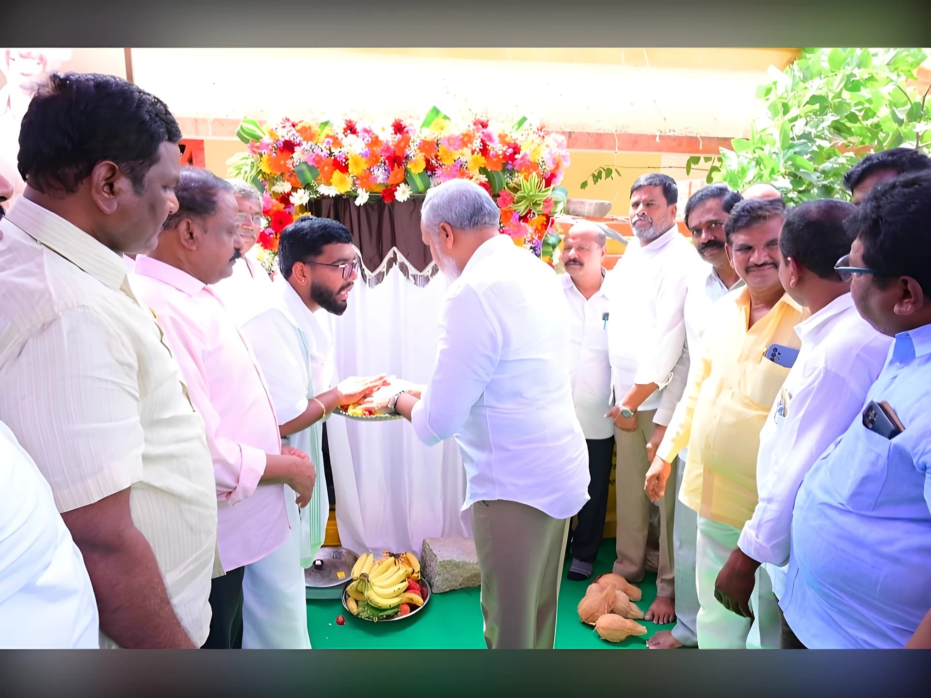 అవిలాల అభివృద్ధి పనులకు శ్రీకారం