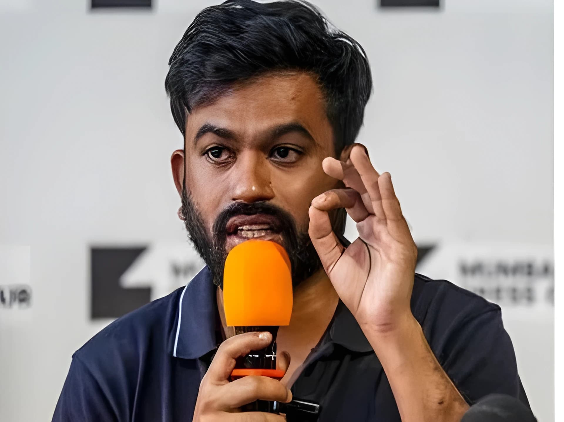 నిరసనల వల్ల కాదు మీ వల్లే వ్యాపారాలకు లాస్- అభిజీత్ దిప్కే
