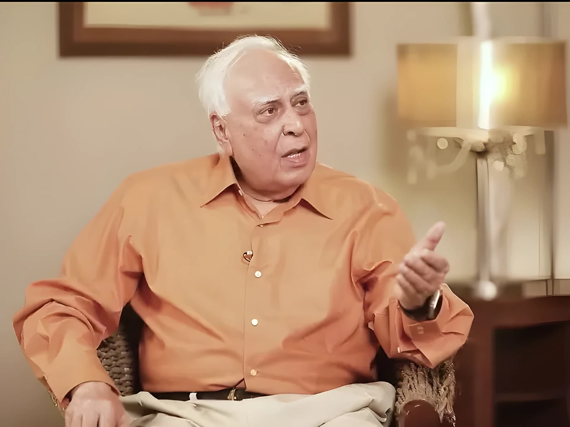సుప్రీంకోర్టుపై మోదీ ప్లాన్ ఫెయిల్: కపిల్ సిబల్