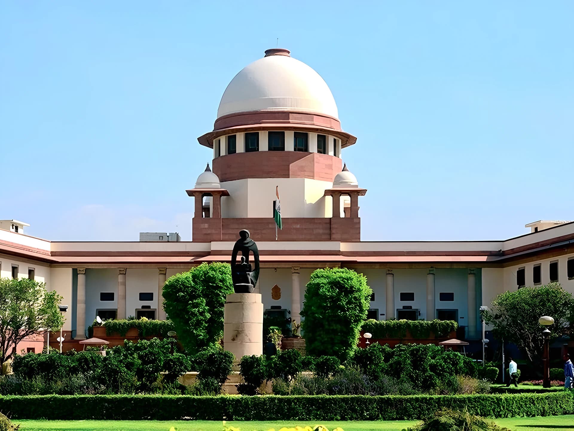 SEX Education మ్యాండేటరీ: SC