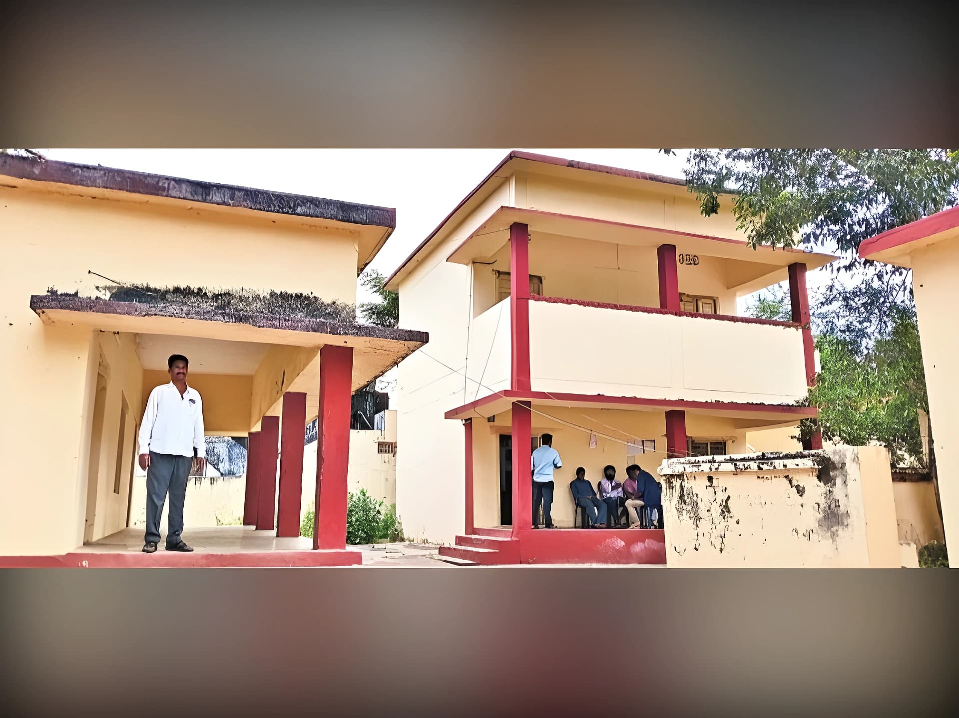 గిరిజన ప్రాంతాల్లో అన్‌రిజర్వ్‌డ్ సీట్ల కలకలం