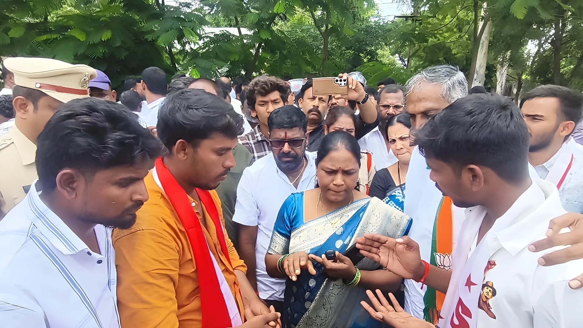 పాలిటెక్నిక్ విలీనానికి వ్యతిరేకంగా విద్యార్థుల ఆందోళన