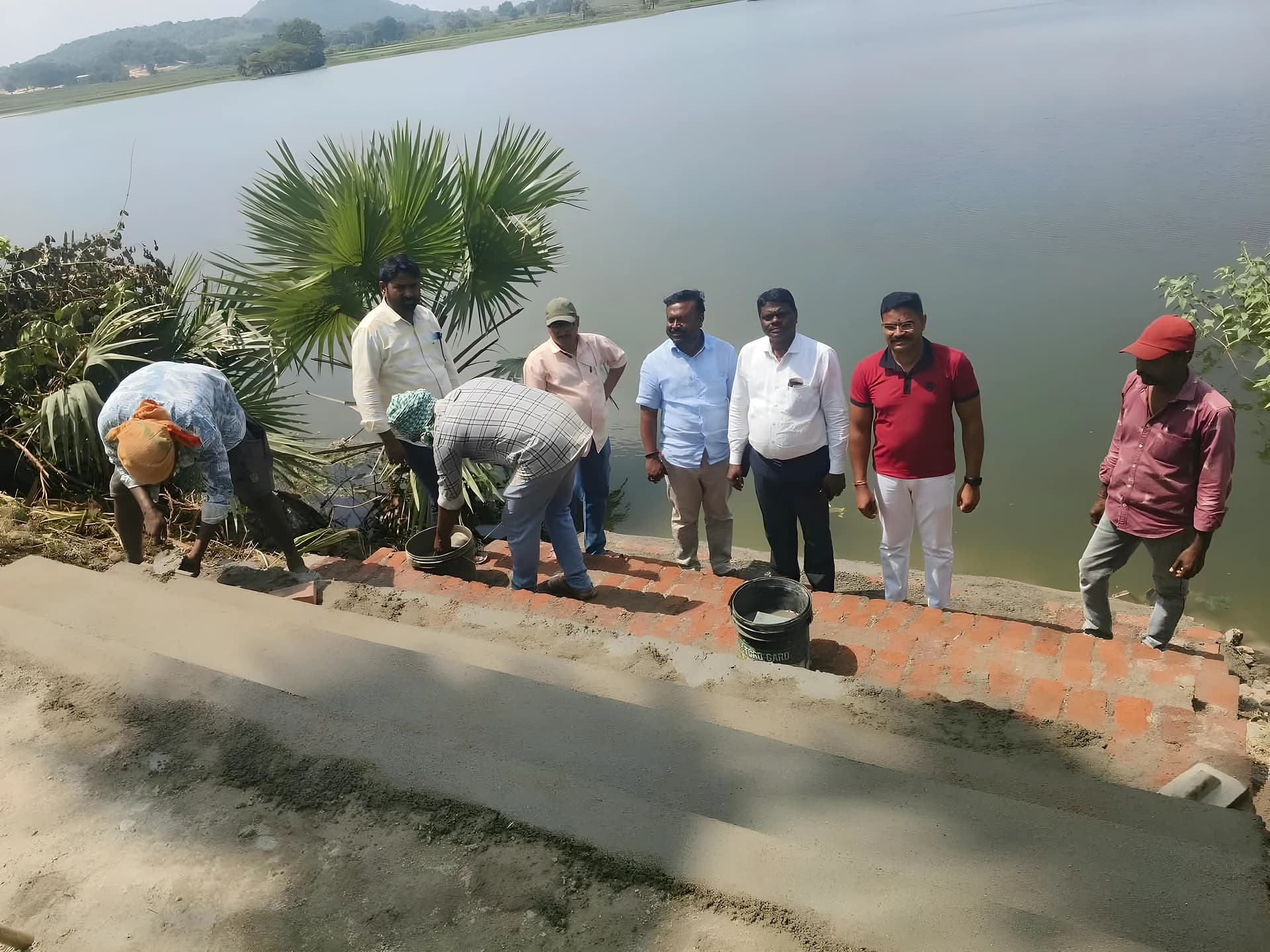 బతుకమ్మ ఘాట్ పనుల తనిఖీ.. ఎంపీడీవో ఆదేశాలు!