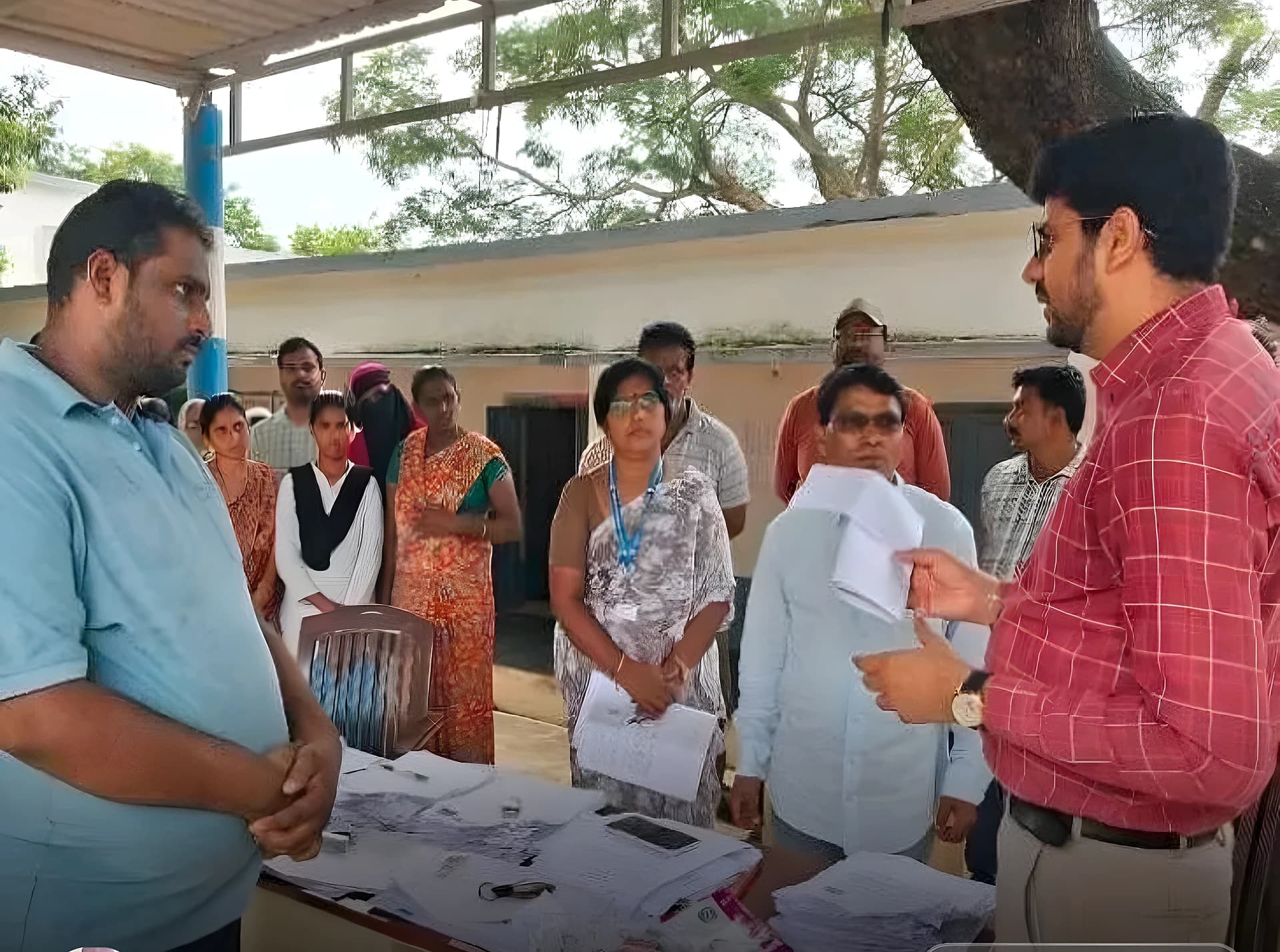 వేంసూరులో సబ్ కలెక్టర్ ఆకస్మిక తనిఖీ!