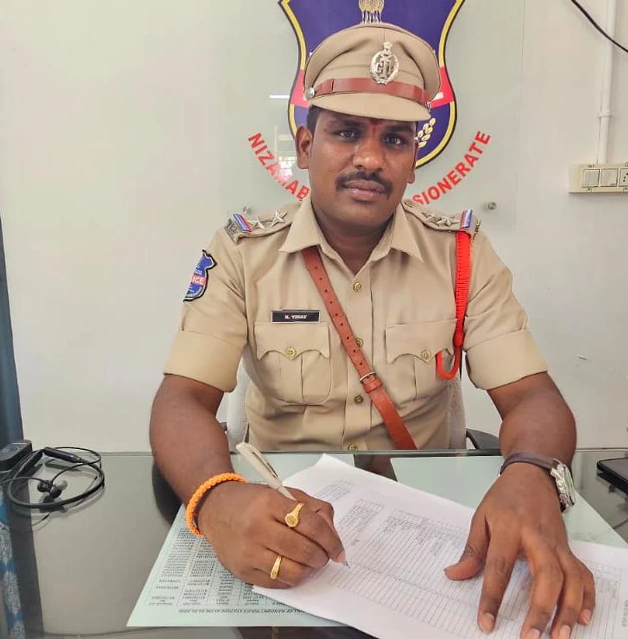 నందిపేట్‌లో రేషన్ బియ్యం సీజ్..! అక్రమ రవాణాపై ఉక్కుపాదం