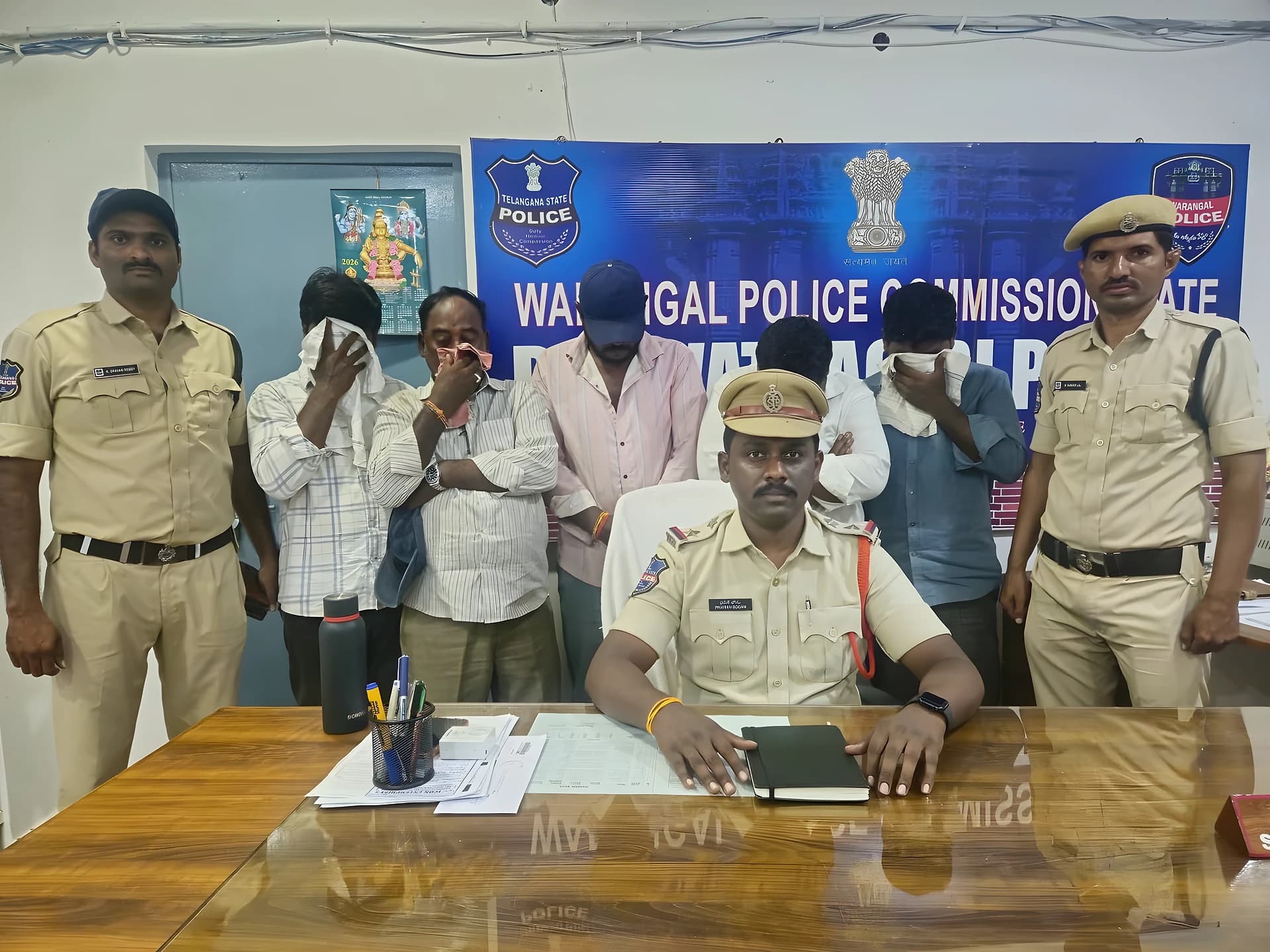 పేకాట ఆడిన ఐదుగురు అరెస్ట్