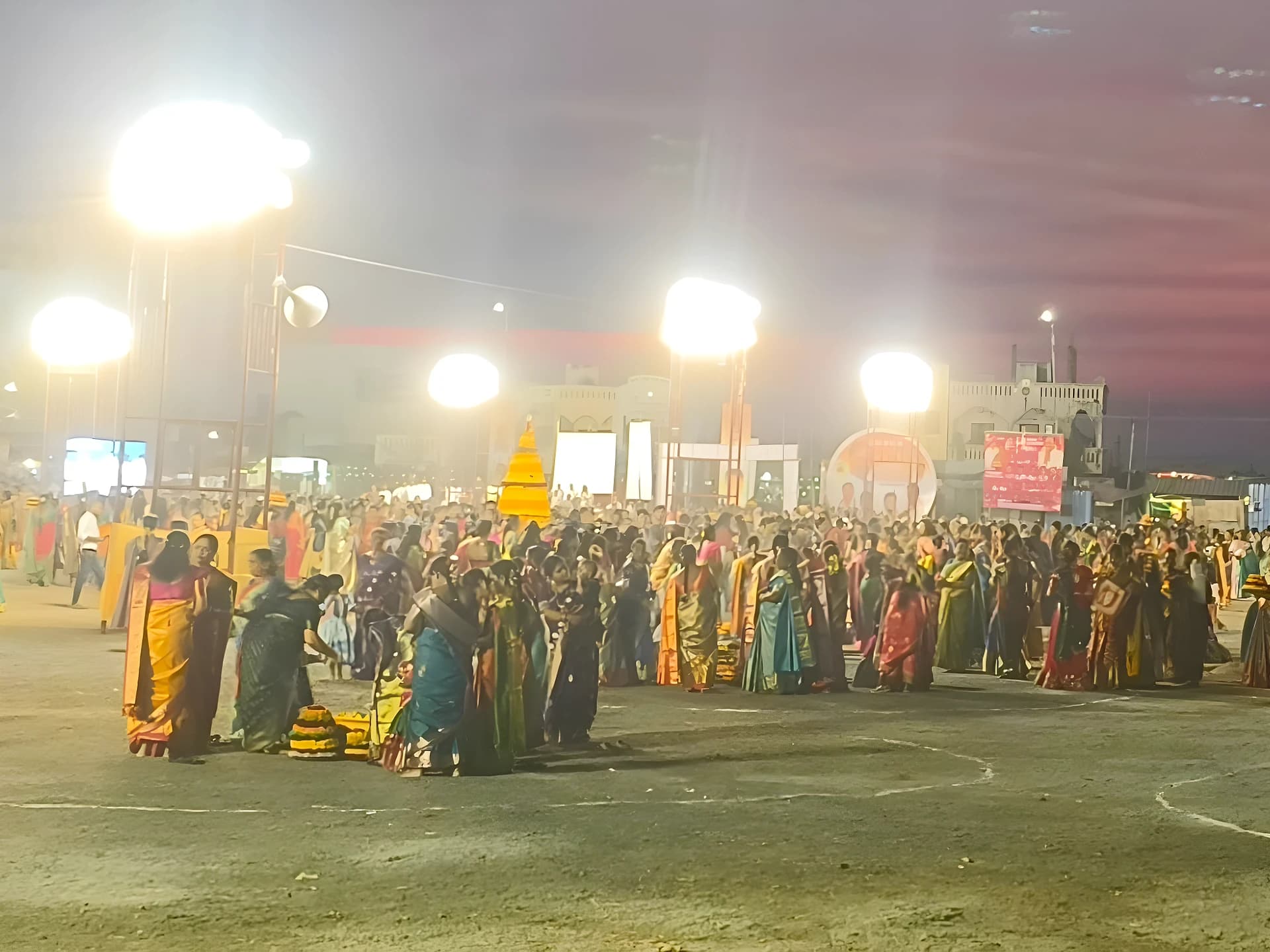 పరకాలలో బతుకమ్మ వేడుకలు