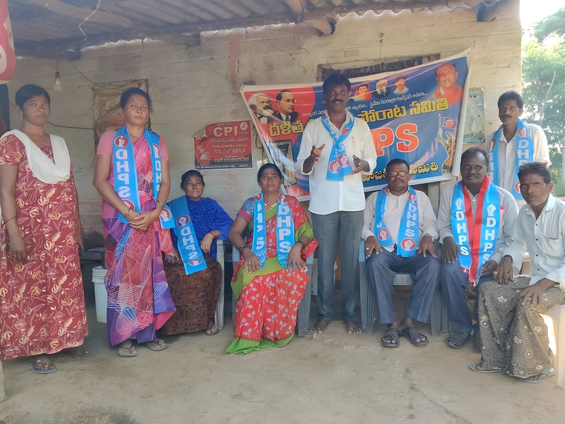 దళితుల సమస్యలు పరిష్కరించాలి