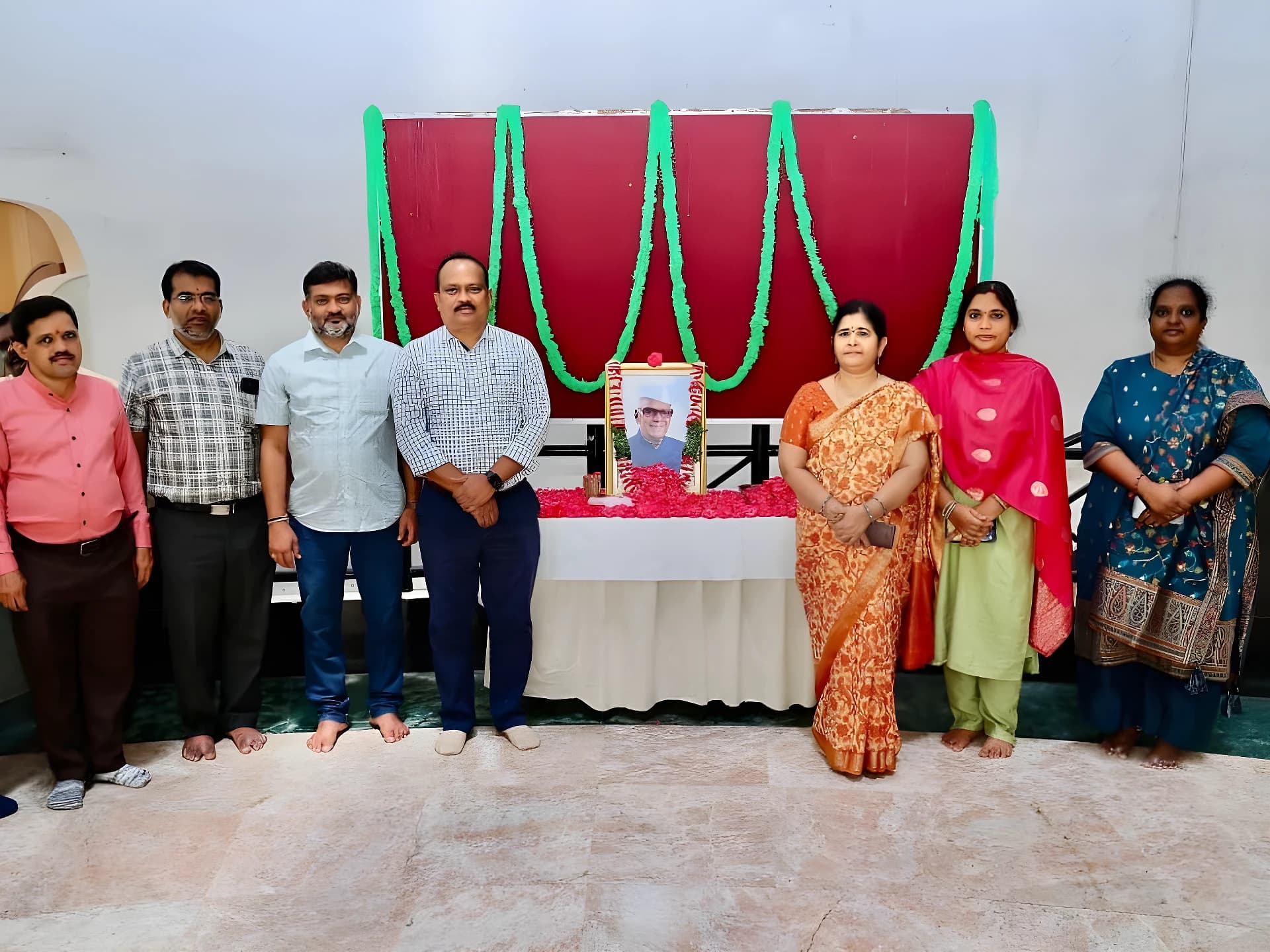 బస్‌భవన్‌లో కొండా లక్ష్మణ్ జయంతి వేడుకలు