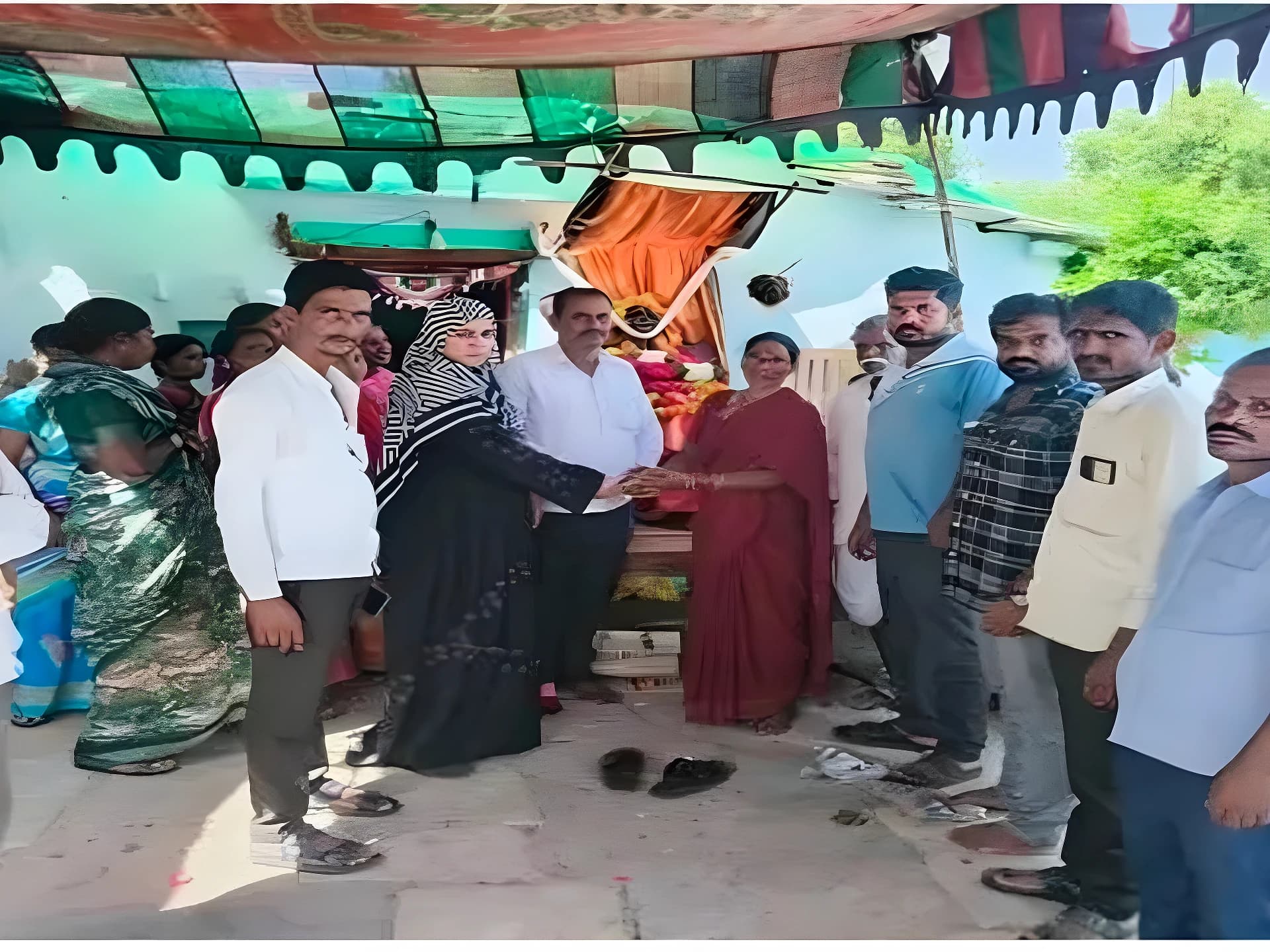డప్పు ఎల్లమ్మ సేవలు మరువలేం : సర్పంచ్