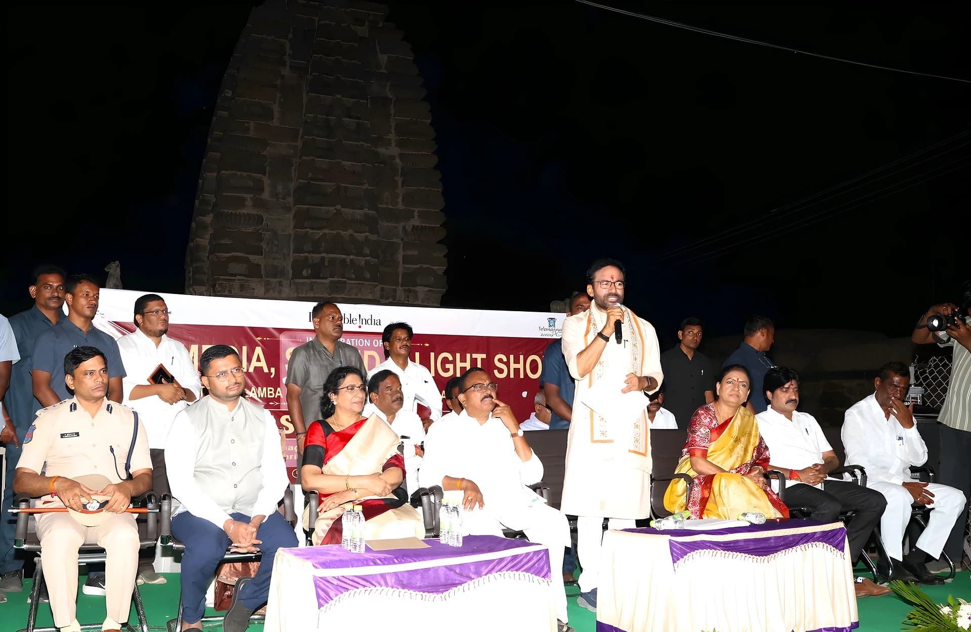 అలంపూర్‌లో రూ.4.60 కోట్లతో లైట్ షో