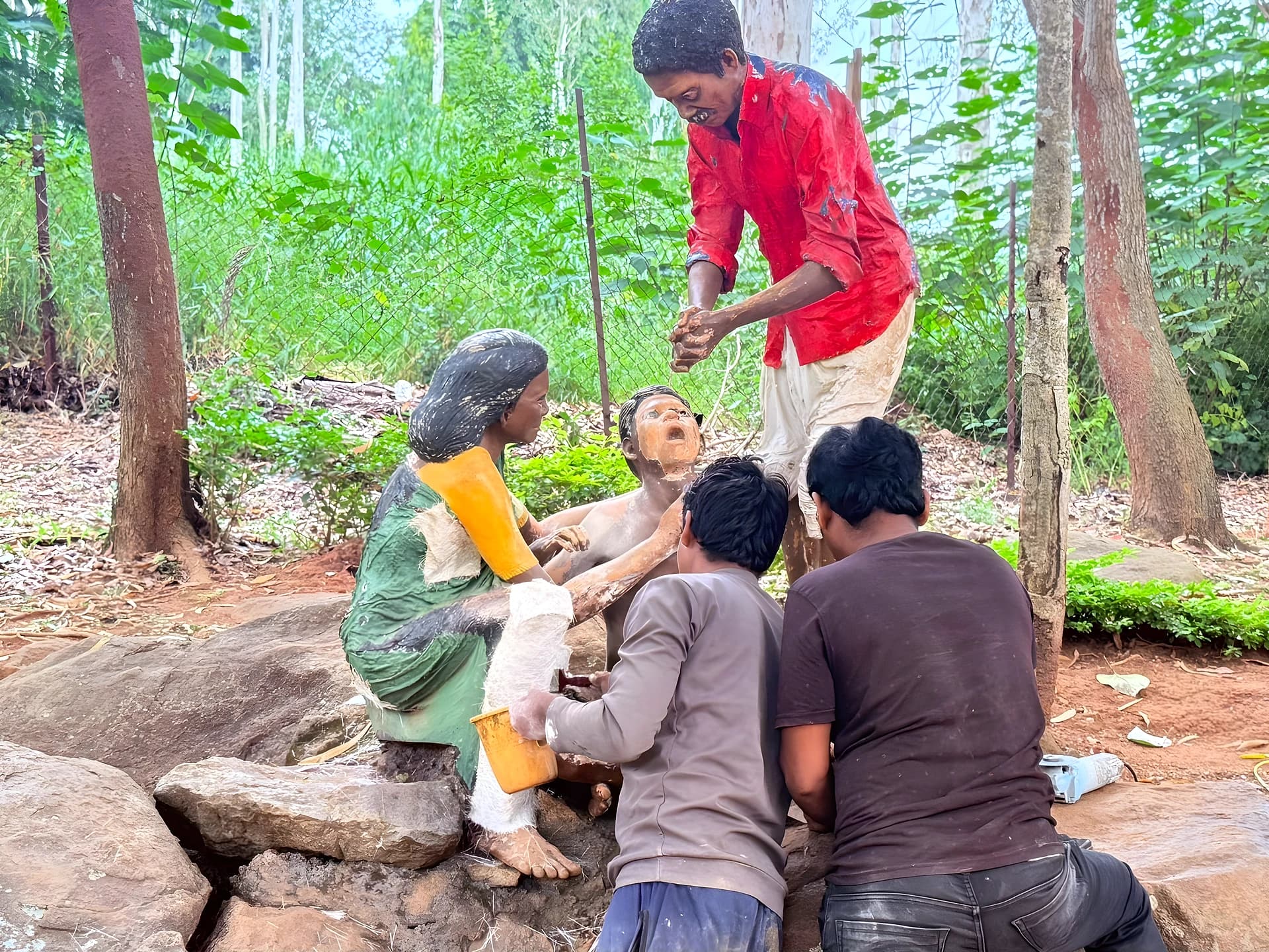 అరకు మ్యూజియంలో రిపేర్లు