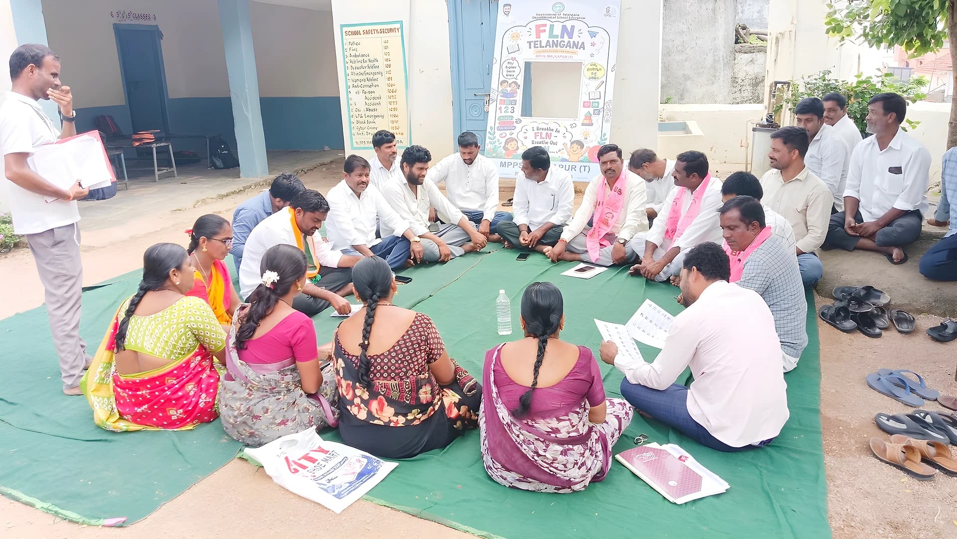 మల్కాపూర్ తండాలో SIR ఓటర్ నివేదిక