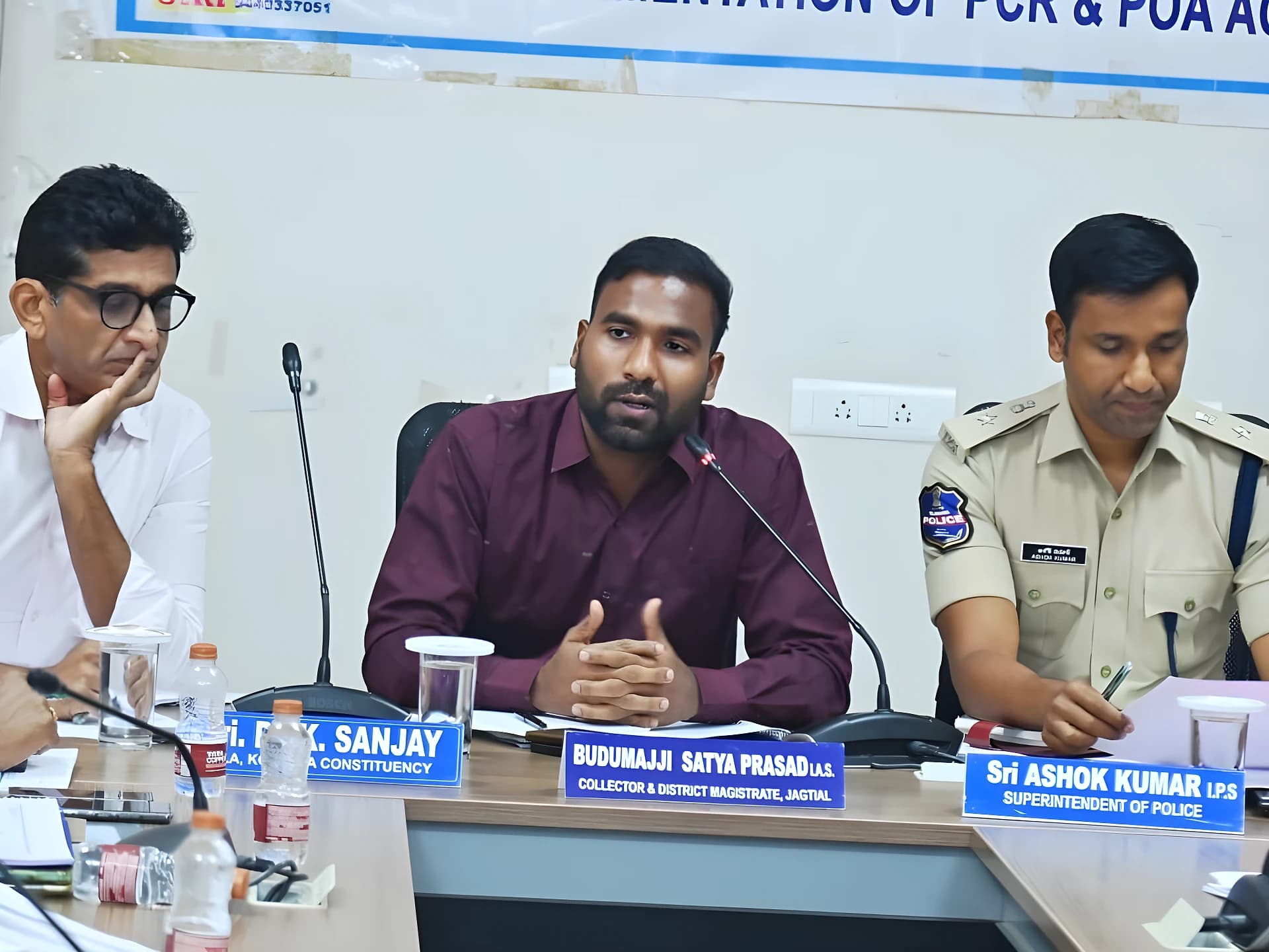 ఎస్సీ, ఎస్టీ బాధితులకు న్యాయం అందించాలి: కలెక్టర్